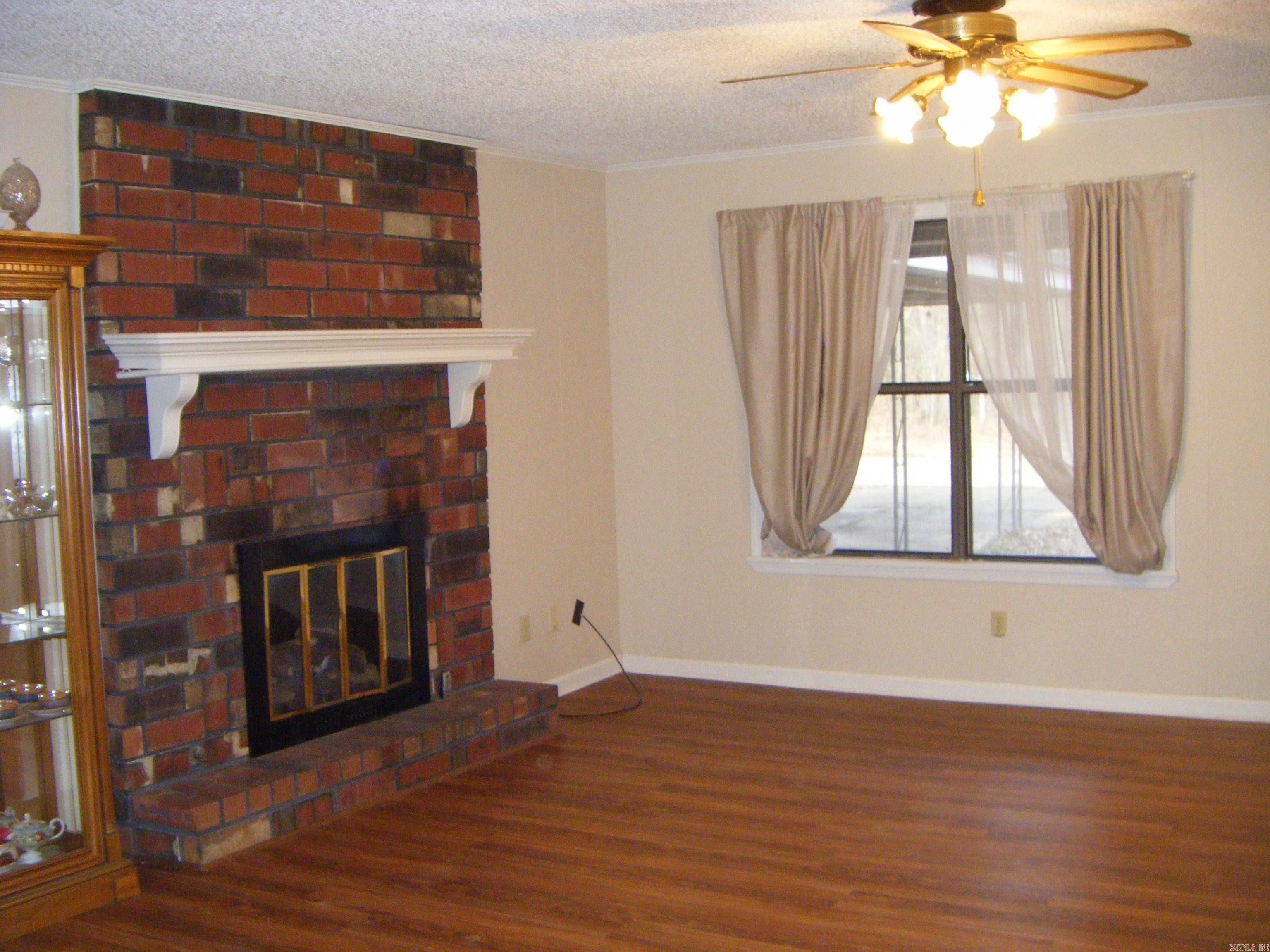 PLEASANT FORREST - Residential