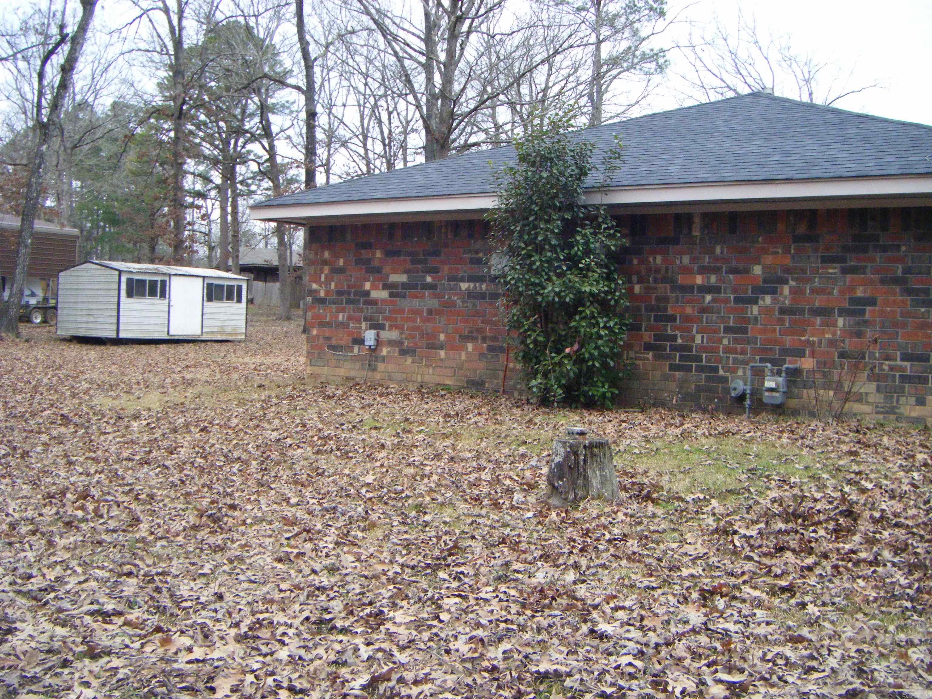 PLEASANT FORREST - Residential