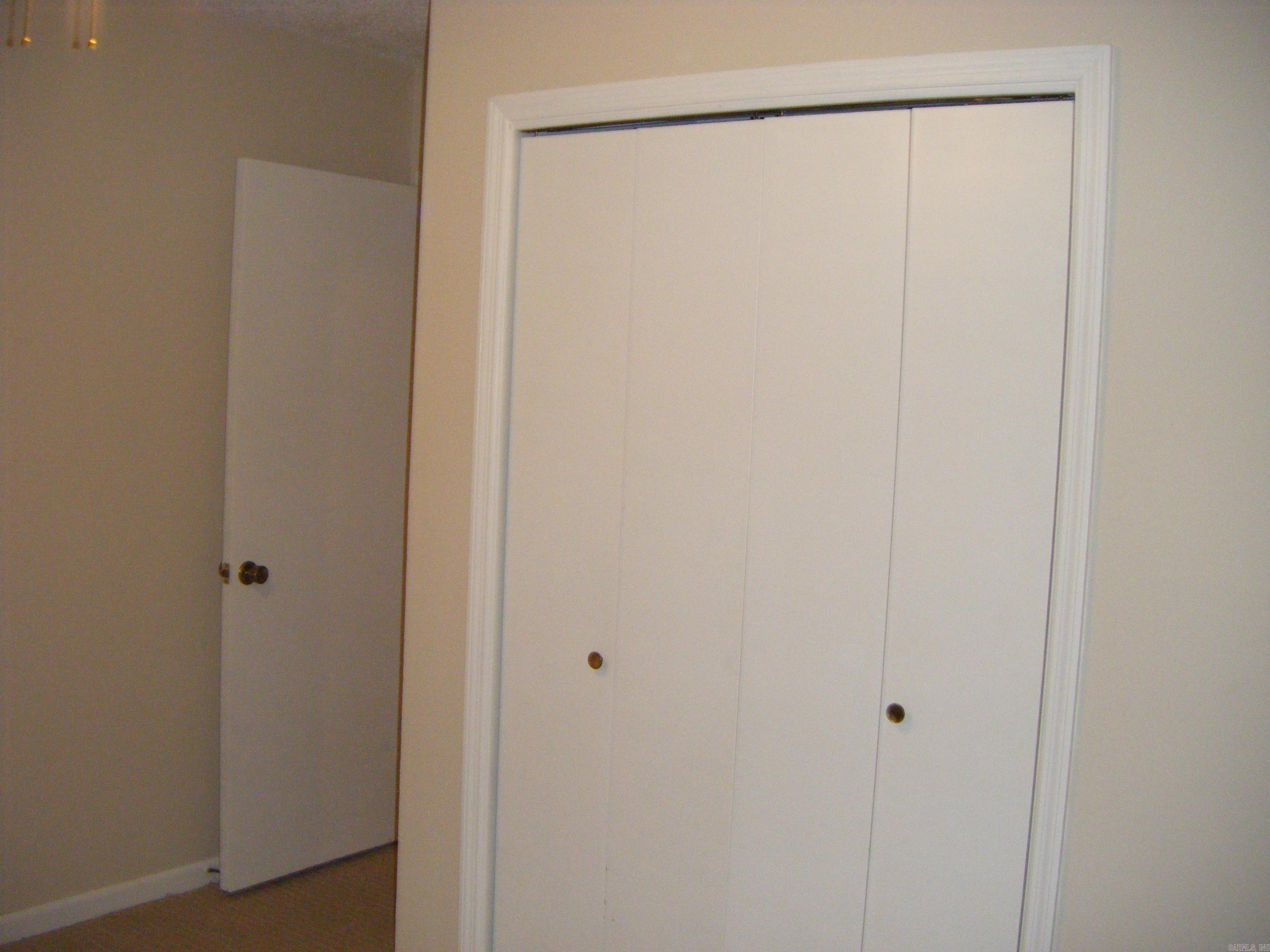 PLEASANT FORREST - Residential