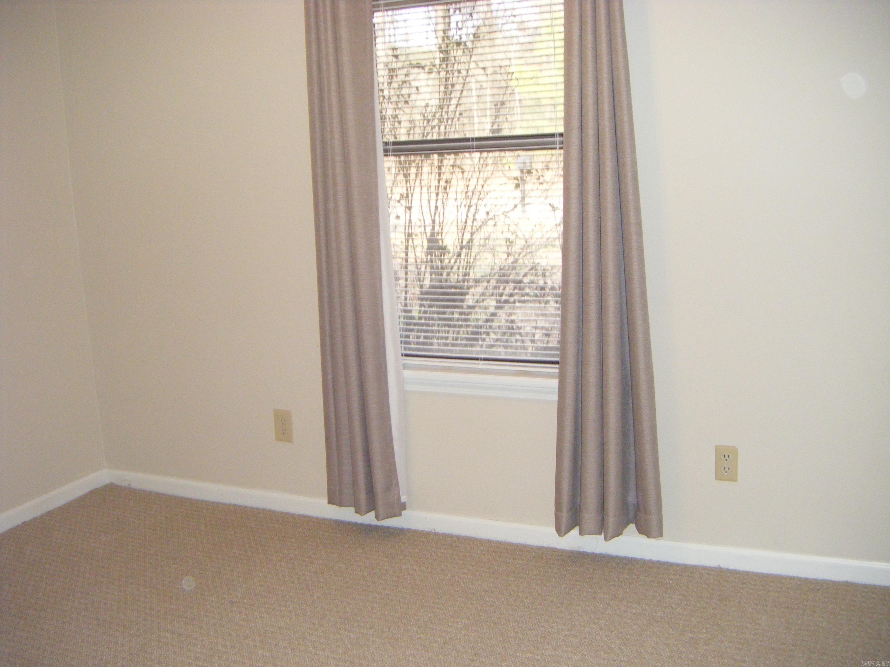 PLEASANT FORREST - Residential