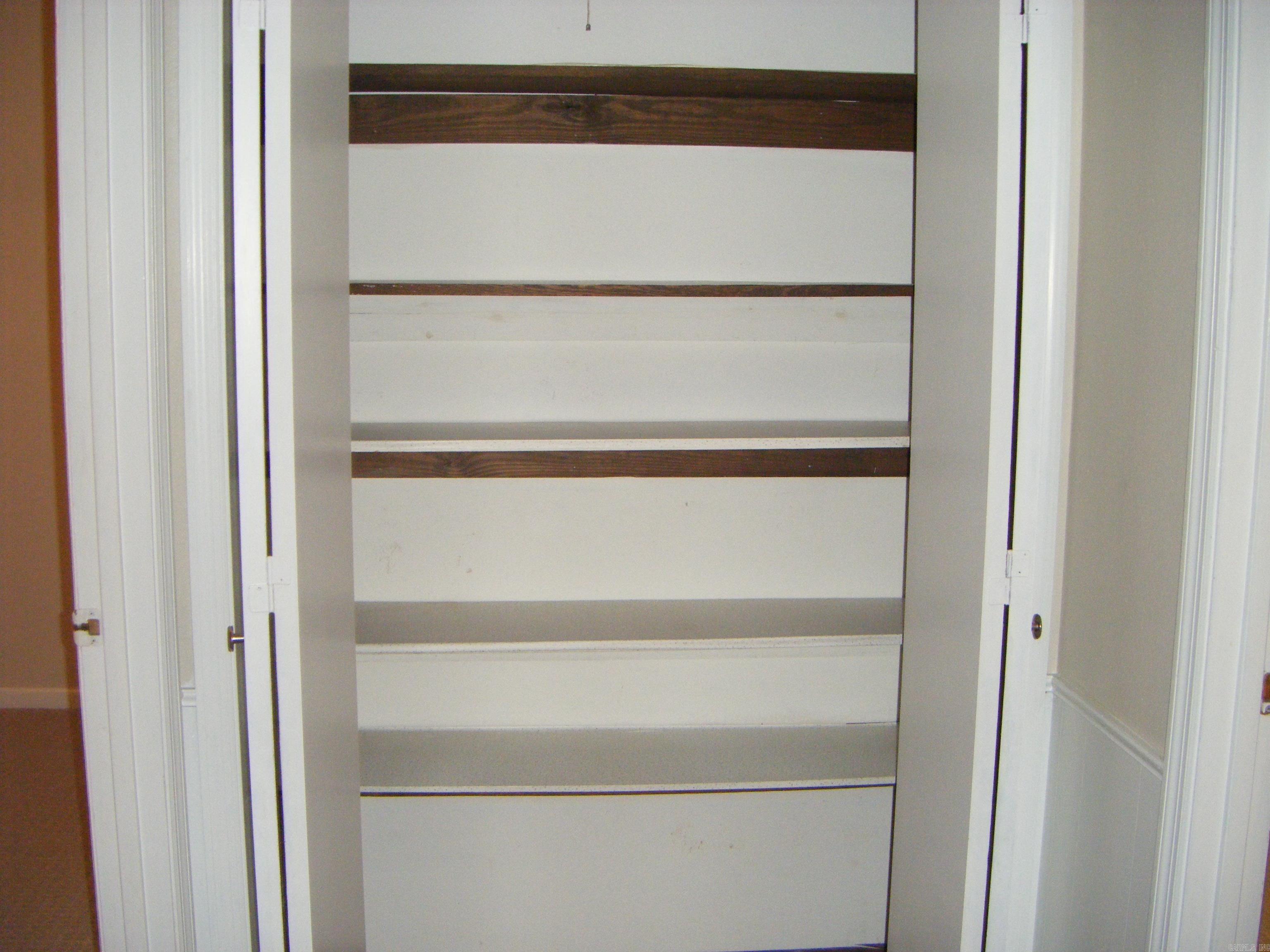 PLEASANT FORREST - Residential