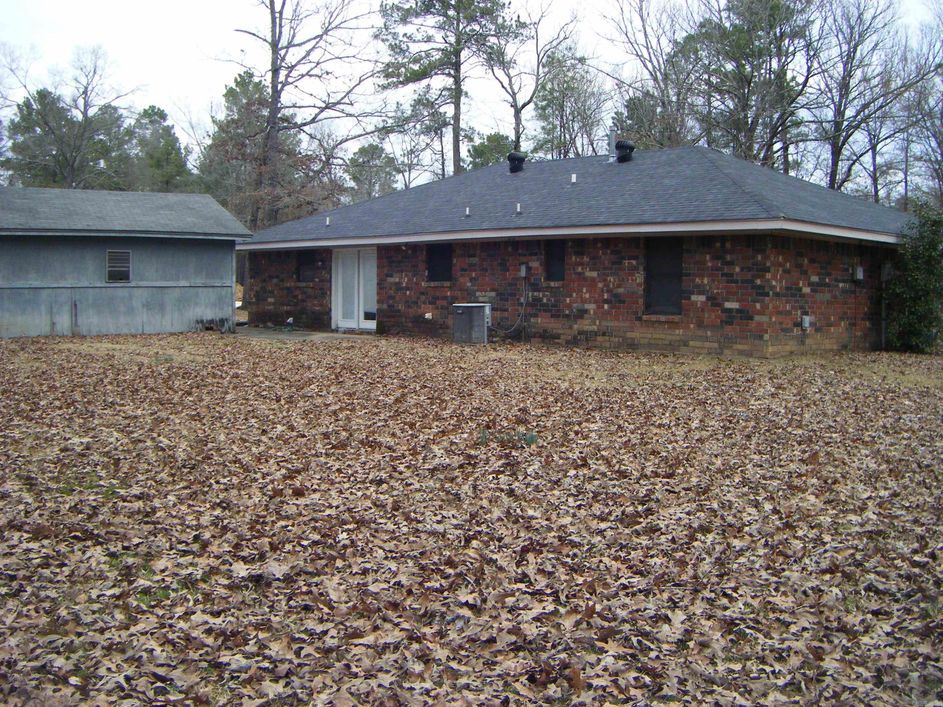 PLEASANT FORREST - Residential