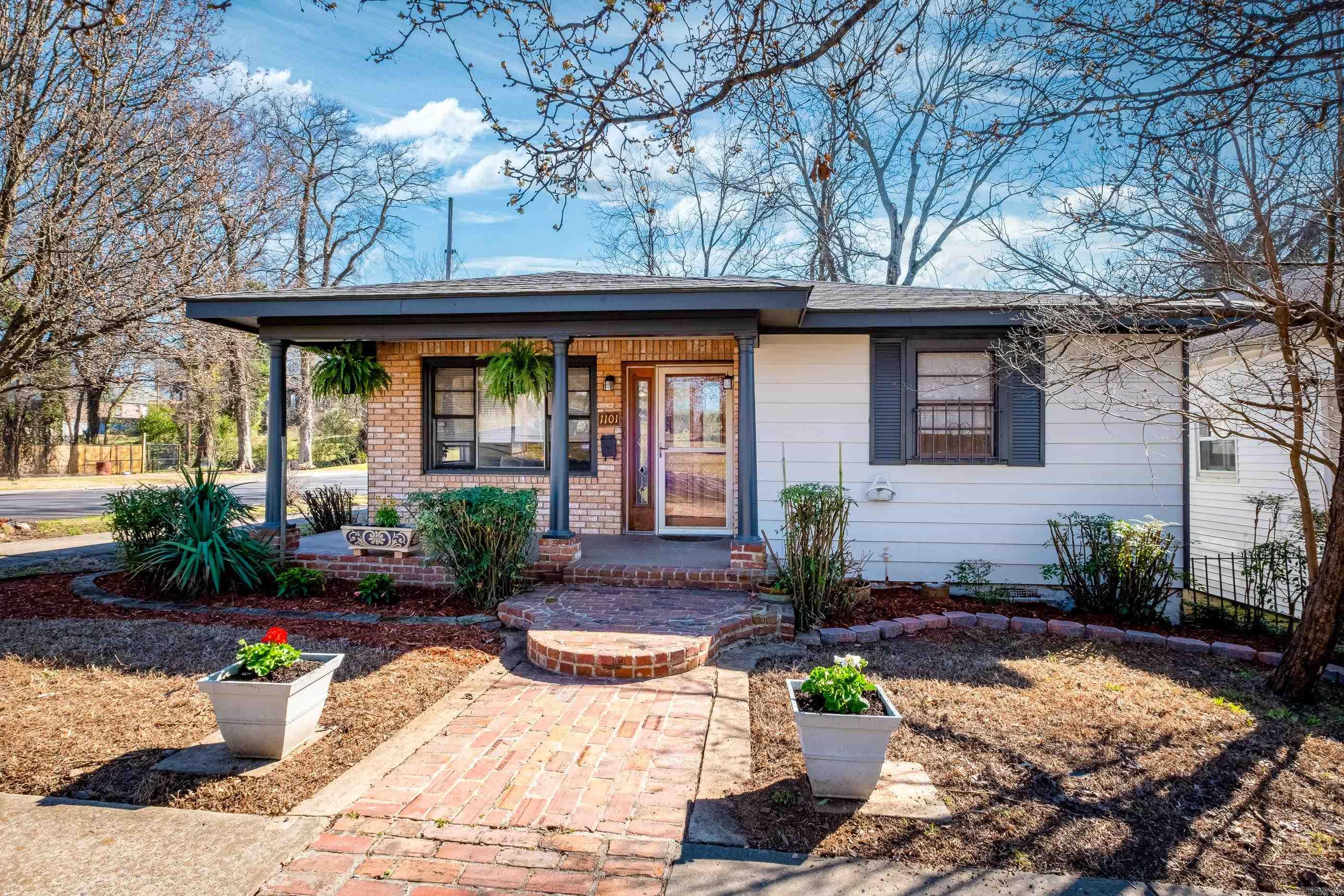 Weldon E Wrights - Residential Lease