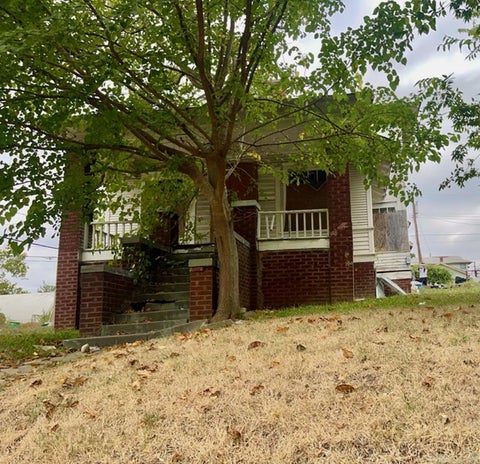 Photo of 2822 Daisy Bates Drive, Little Rock, AR 72204 (MLS # 26042498)