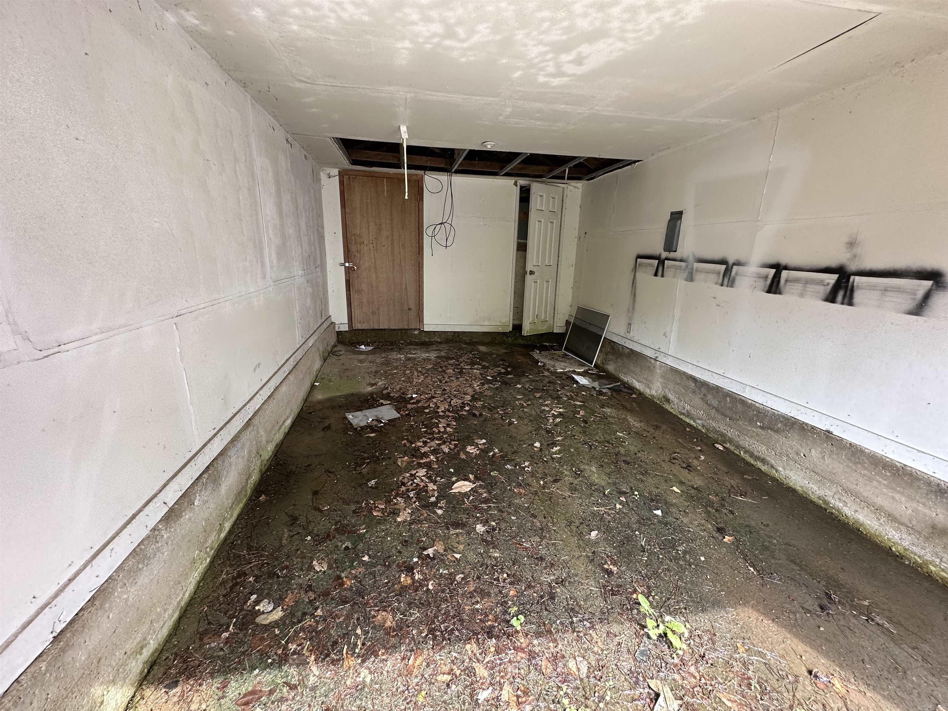 Not in Subdivision - Residential Lease