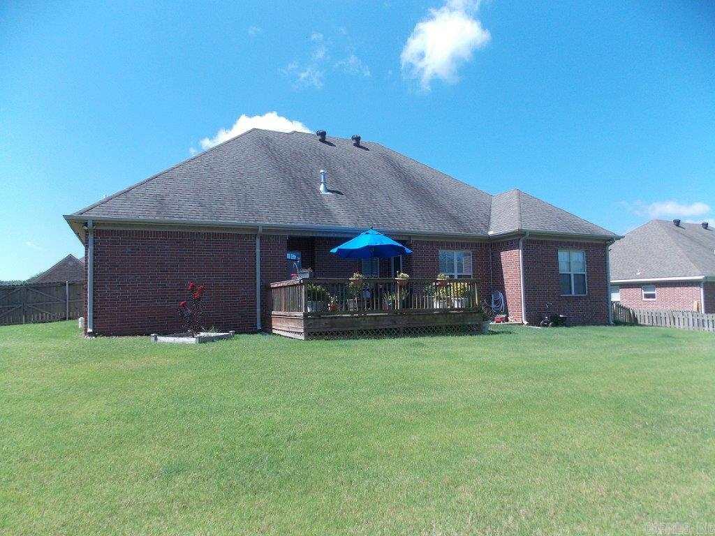 CAPITOL LAKES ESTATES - Residential