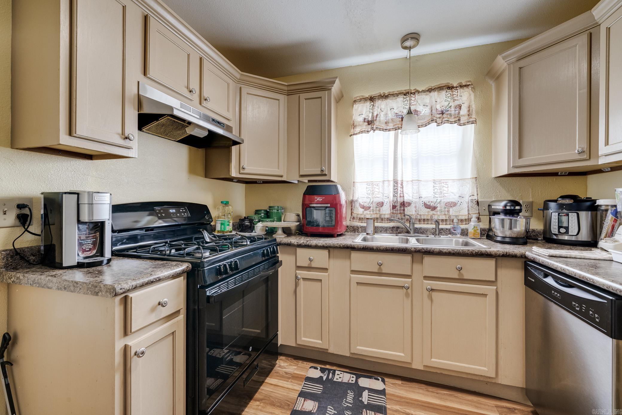 WESTCHESTER VILLAGE - Residential