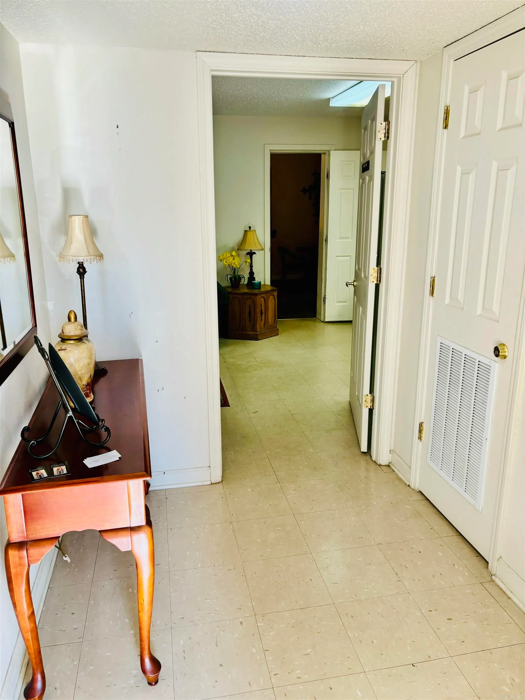 Carlisle, Arkansas 72024, United States, ,Residential,Pending,22423