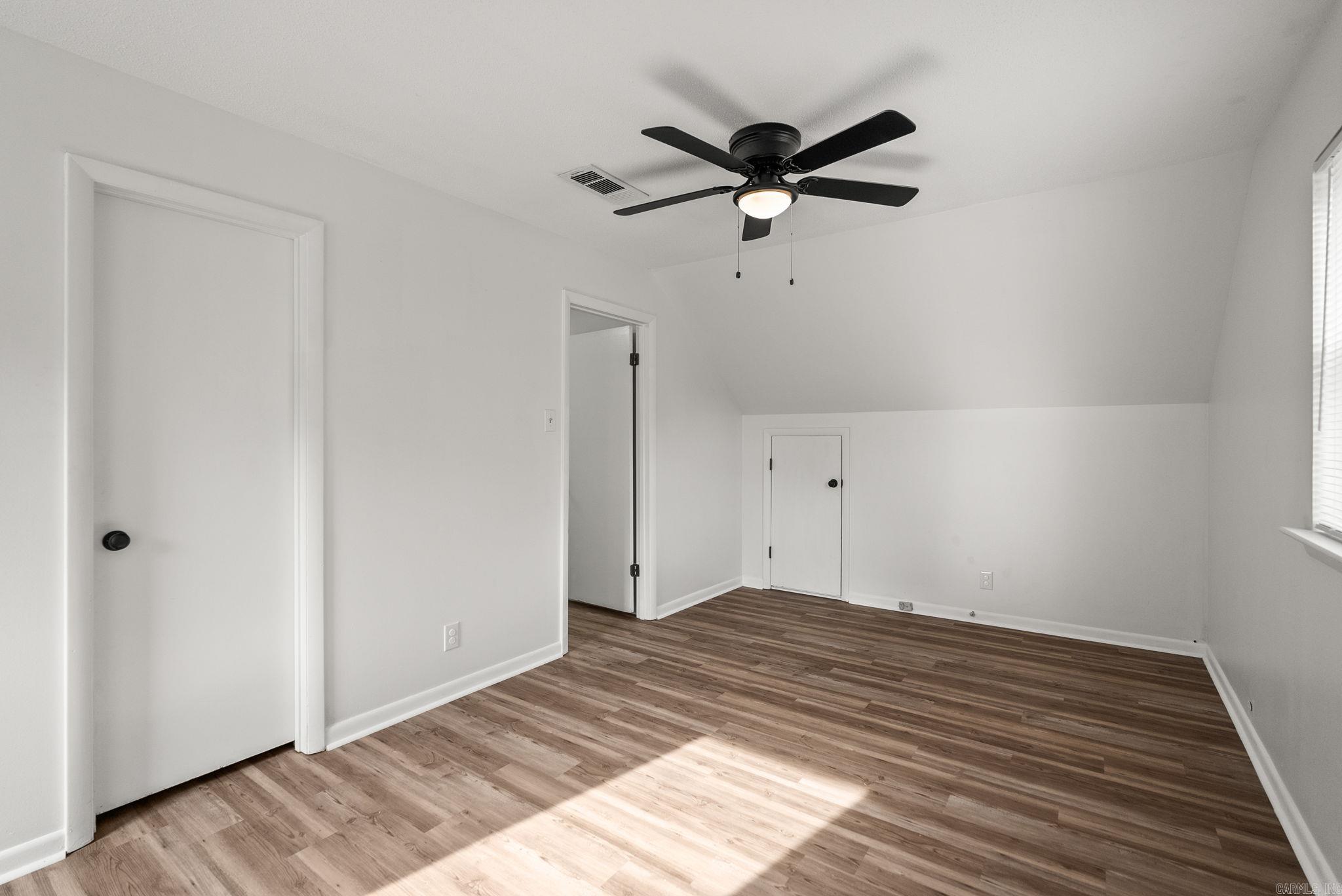 COLONY WEST - Residential