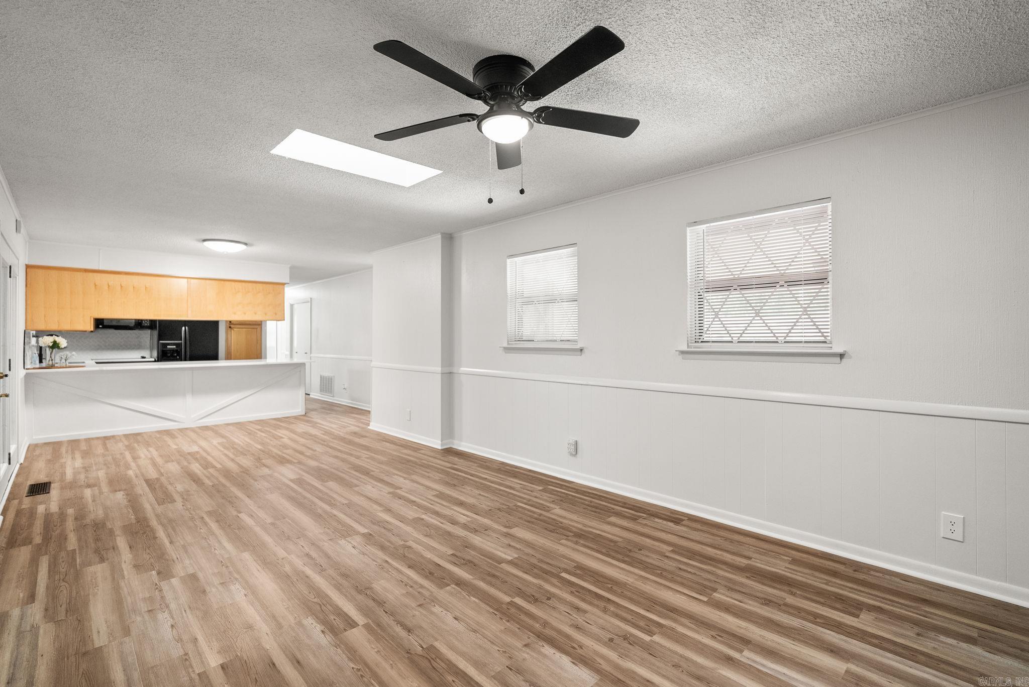 COLONY WEST - Residential