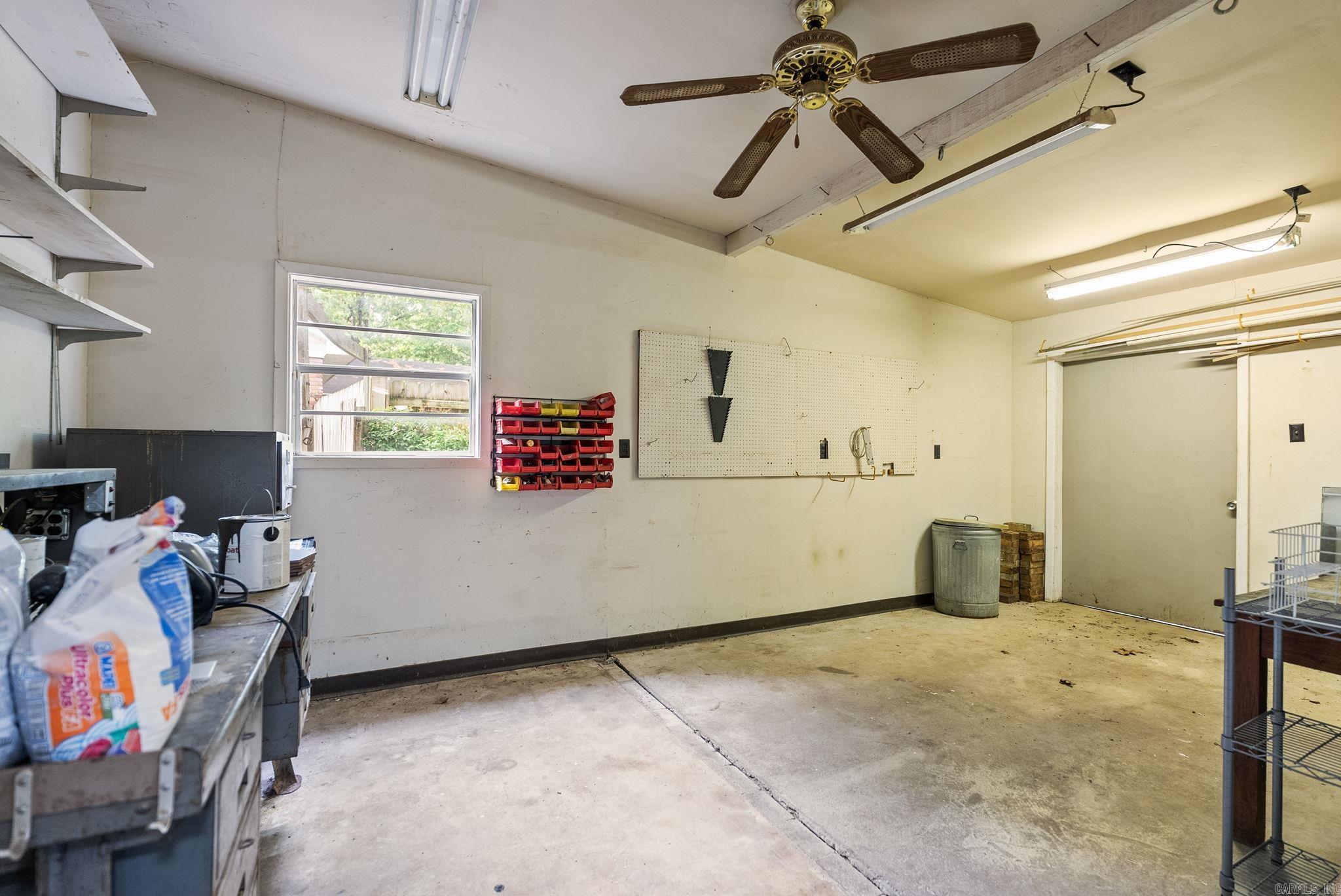 COLONY WEST - Residential