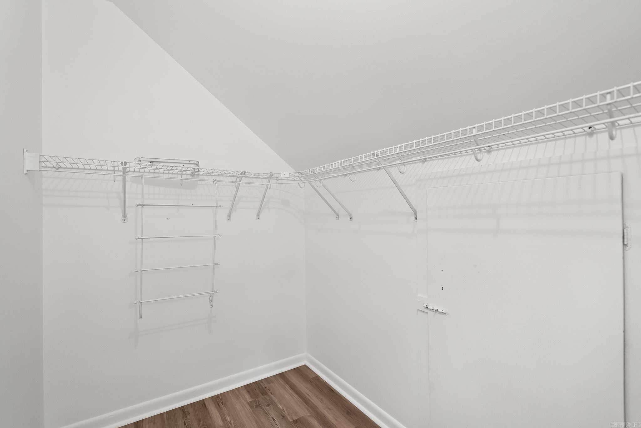 COLONY WEST - Residential