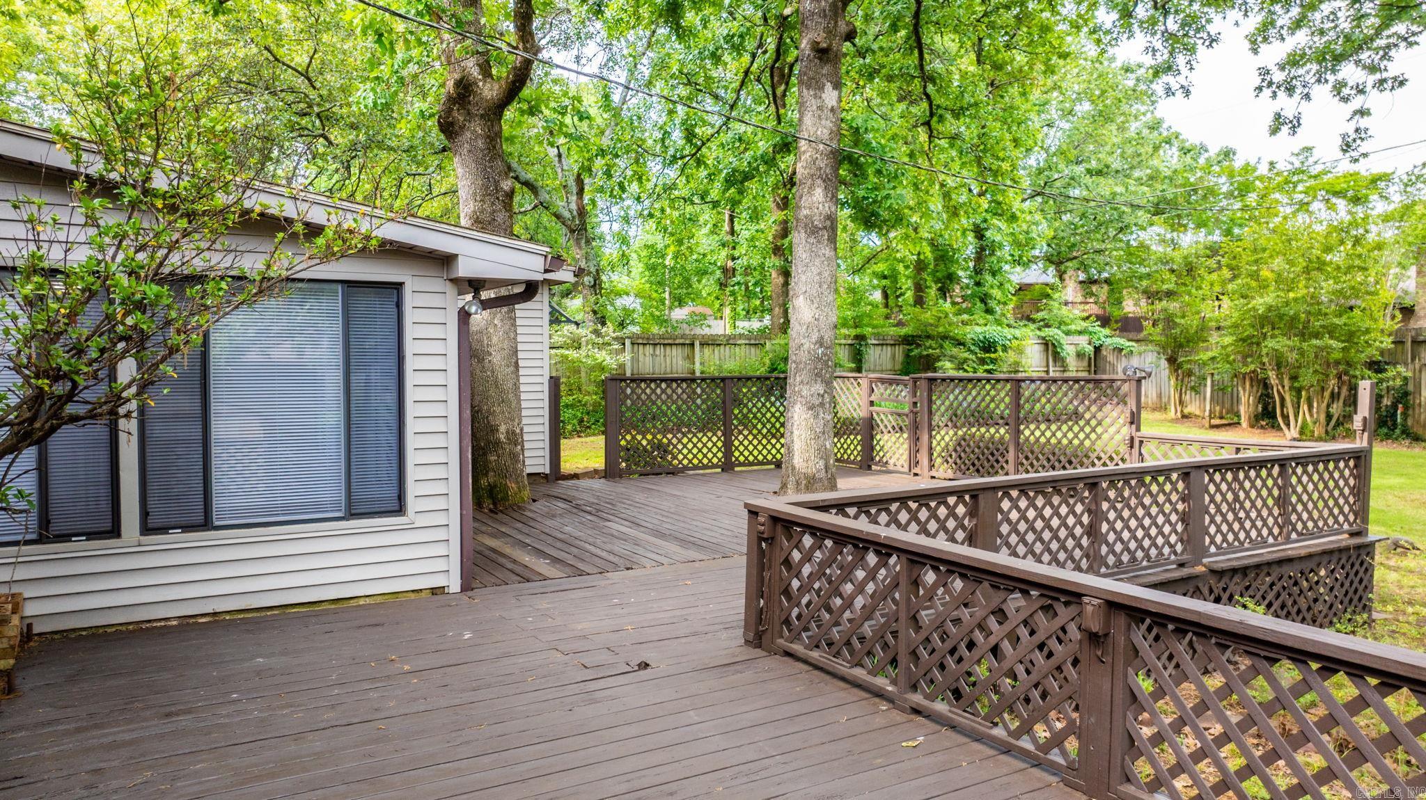 COLONY WEST - Residential