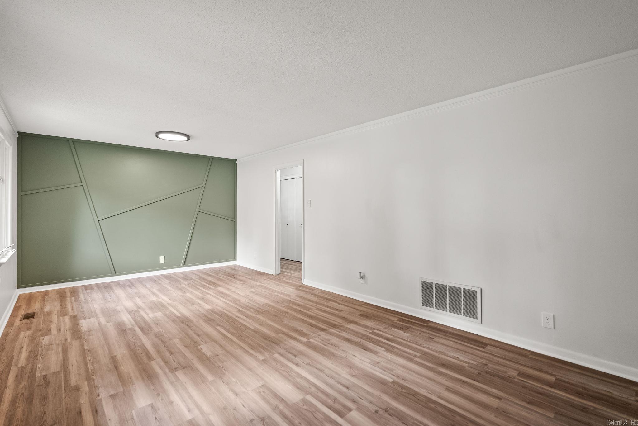 COLONY WEST - Residential