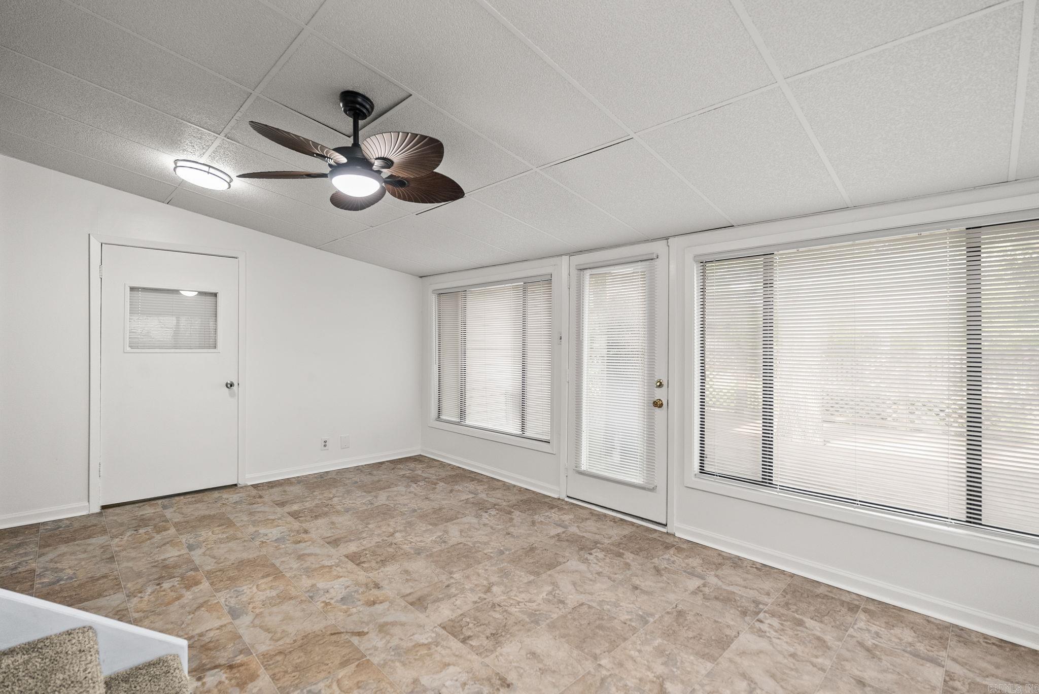 COLONY WEST - Residential