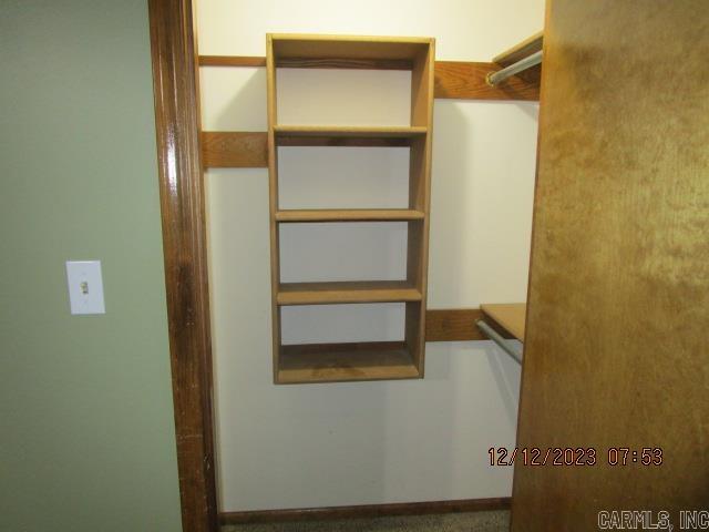 CINNAMON ACRES - Residential