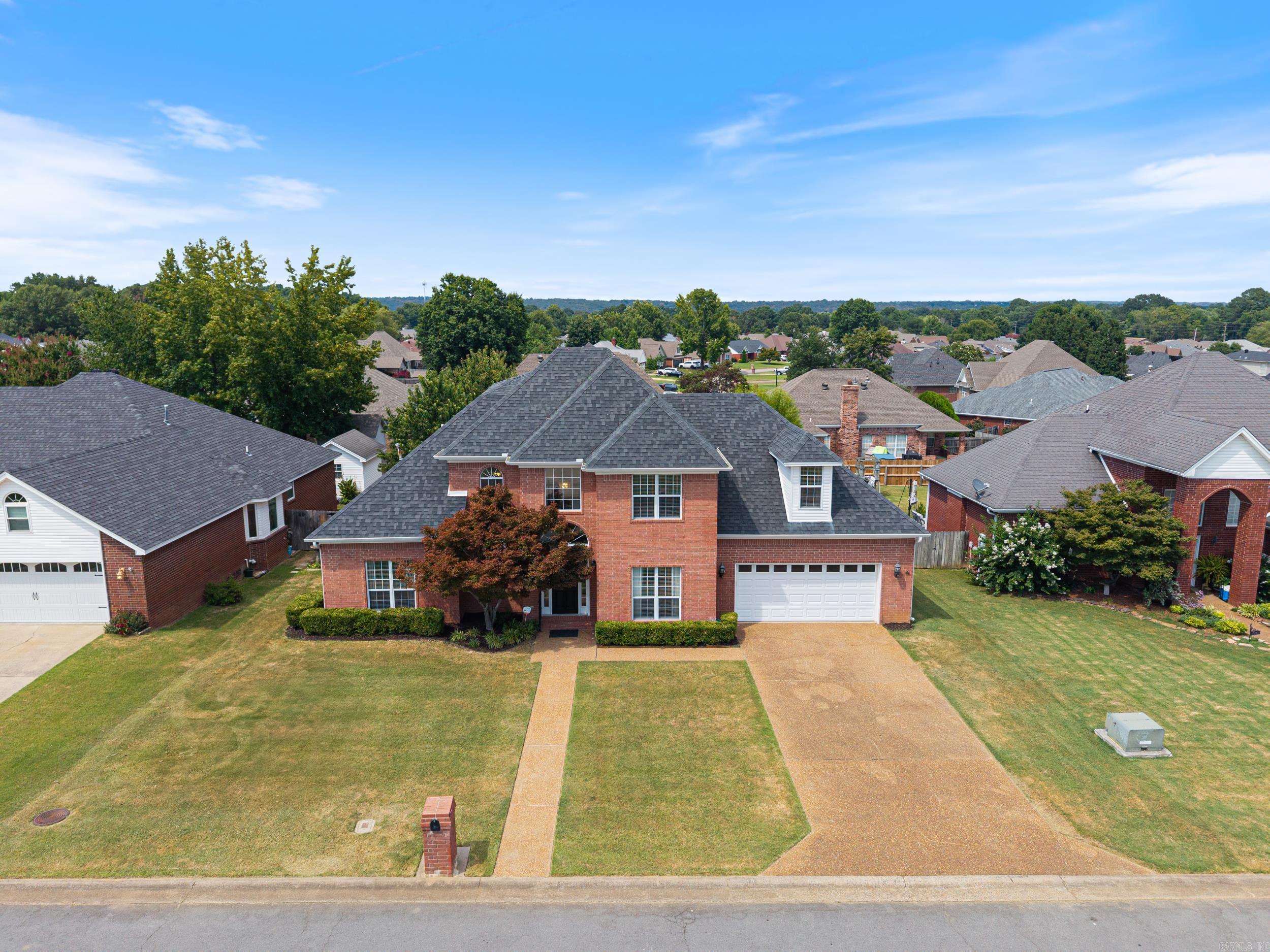 BELVEDERE COURT - Residential