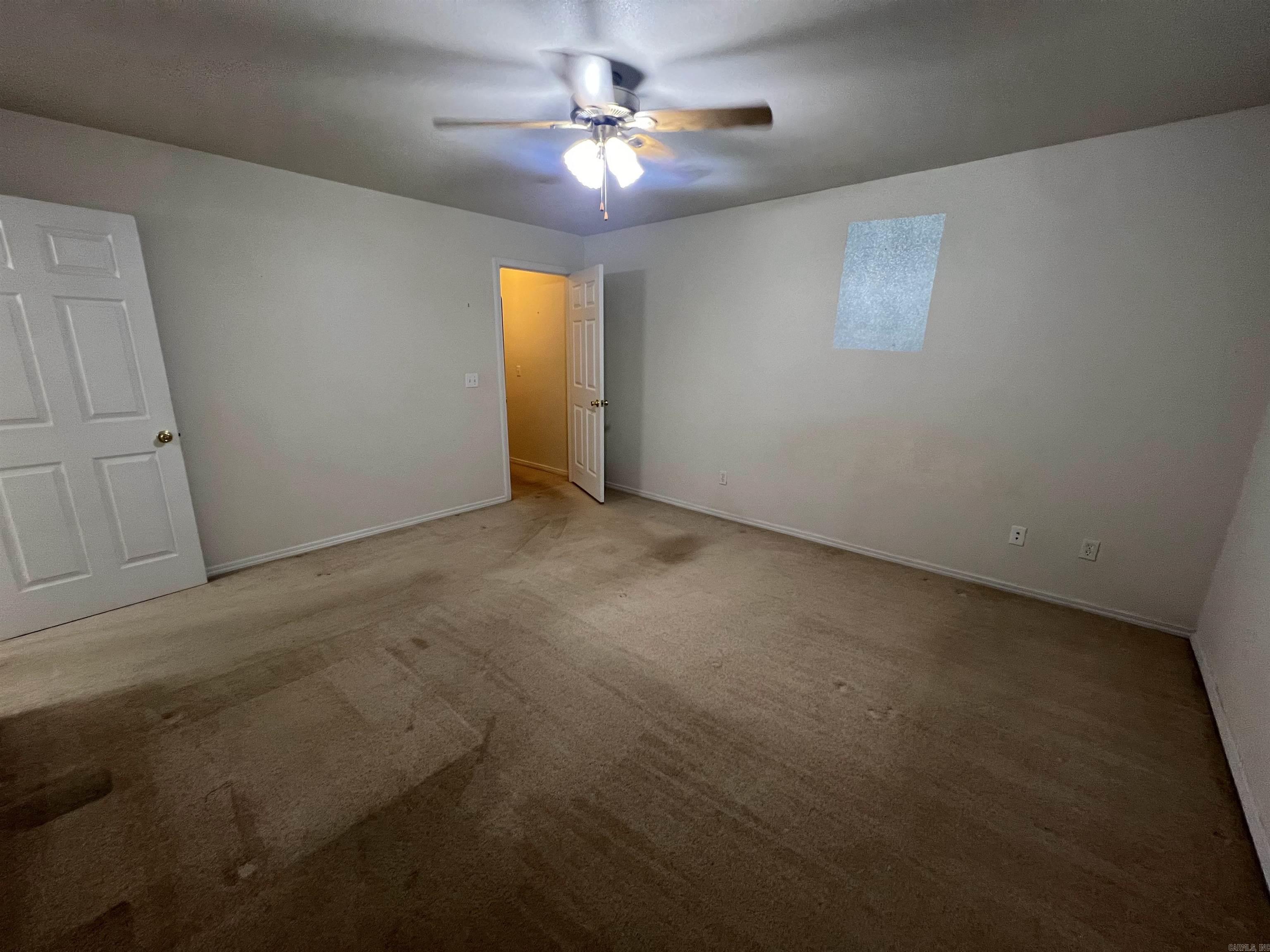 Blakes Tall Pines - Residential Lease