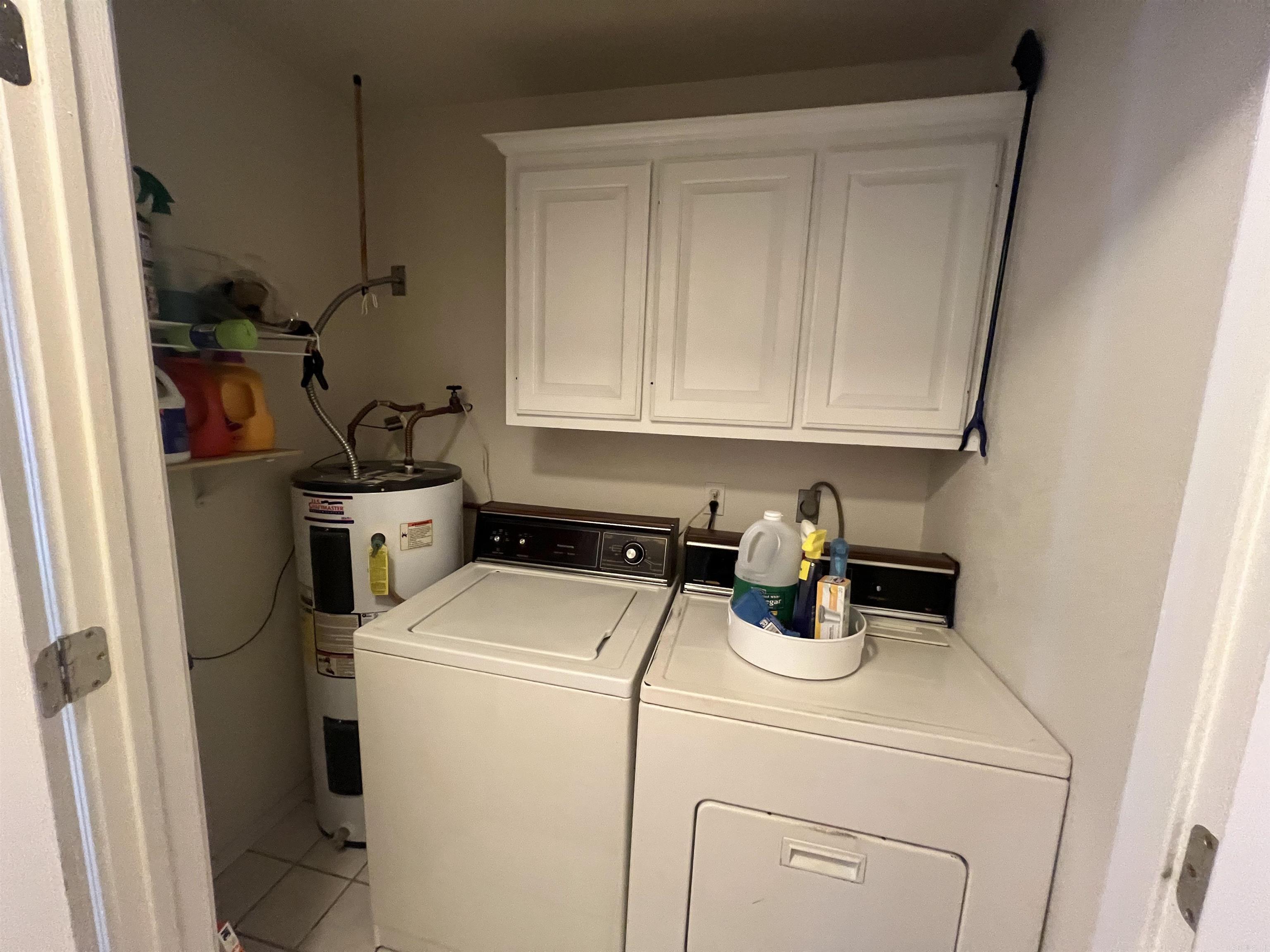 Blakes Tall Pines - Residential Lease