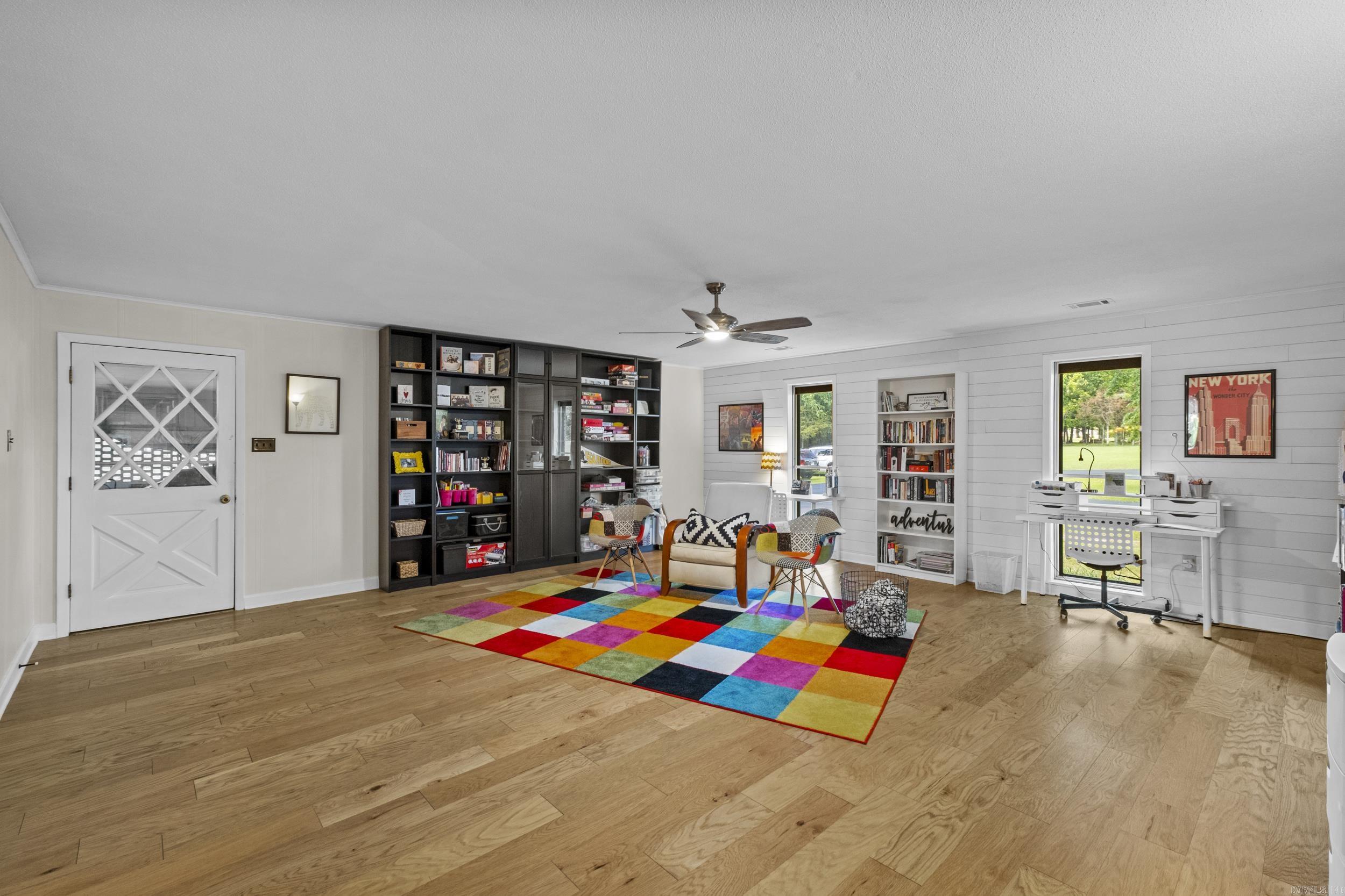 KIKE ACRES SUBD - Residential