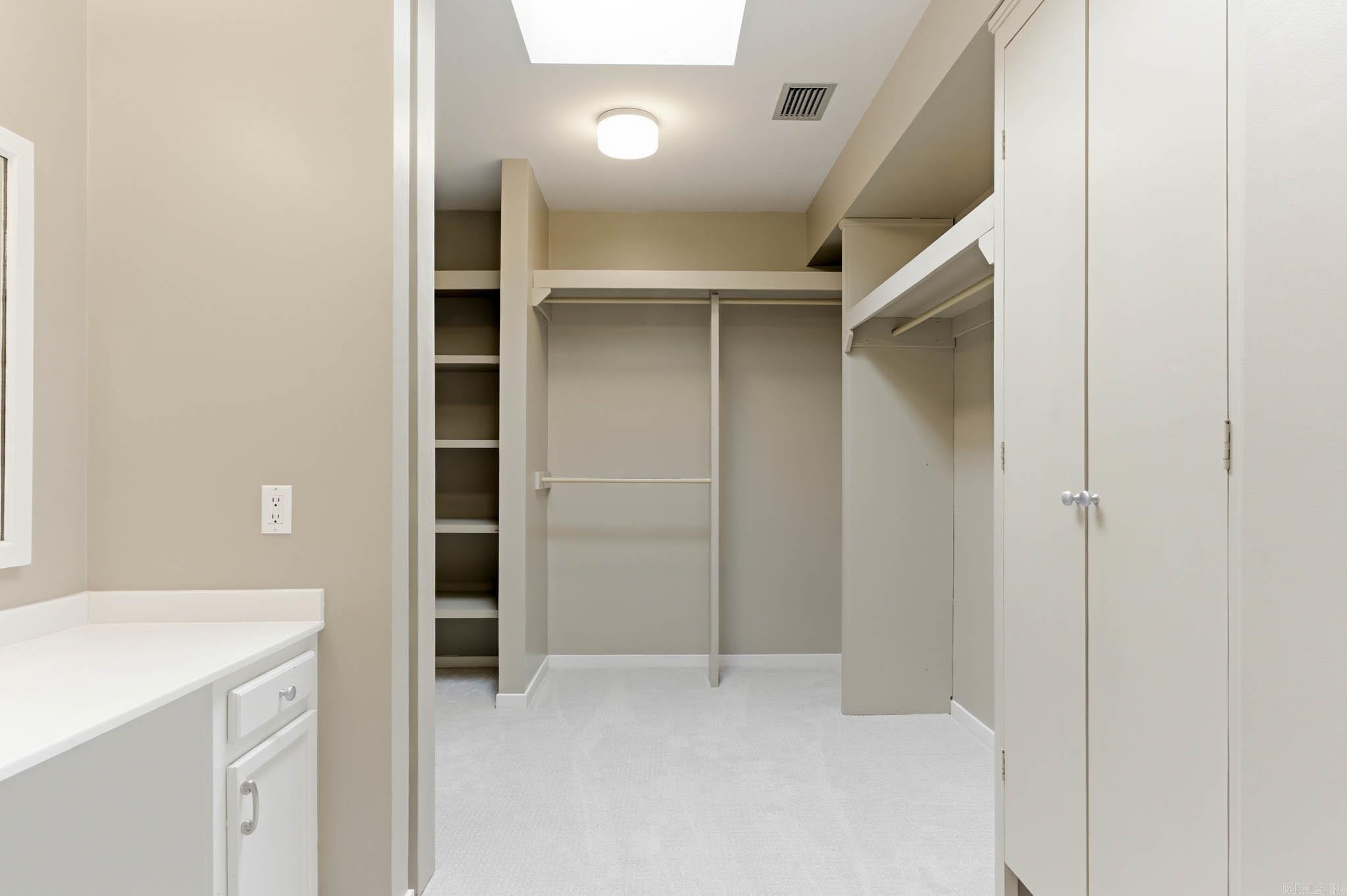 OVERLOOK PARK - Residential