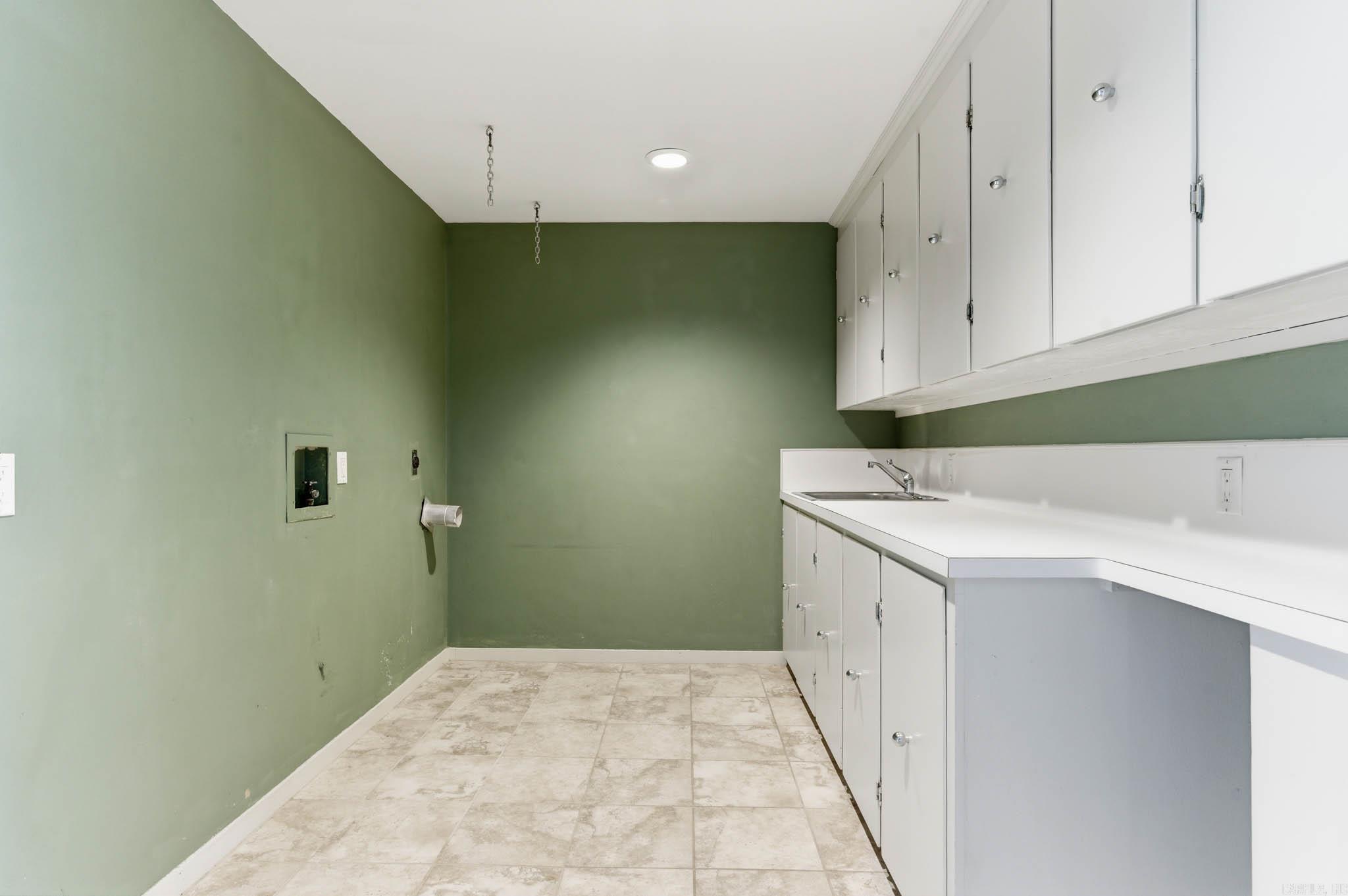 OVERLOOK PARK - Residential