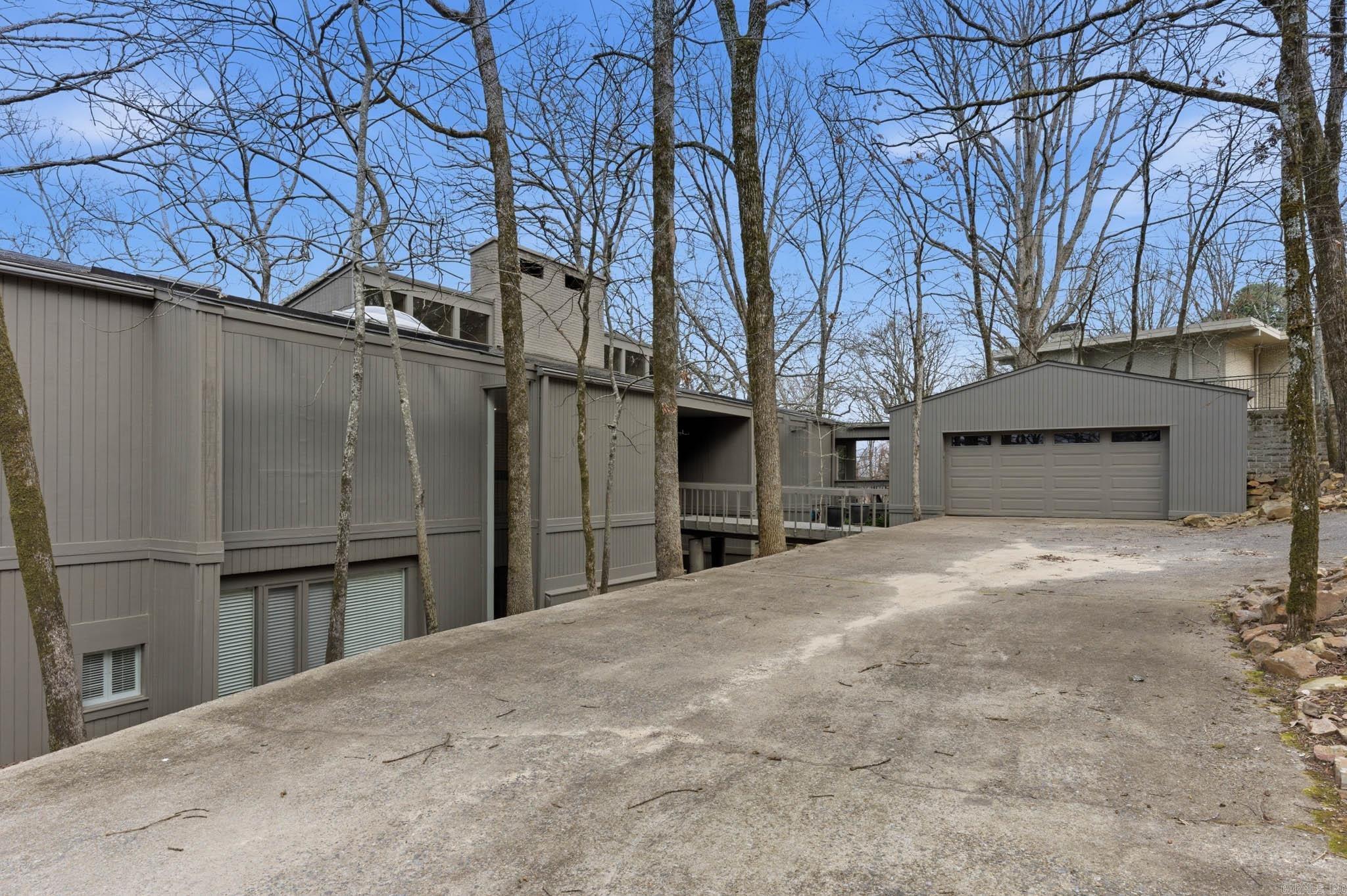 OVERLOOK PARK - Residential