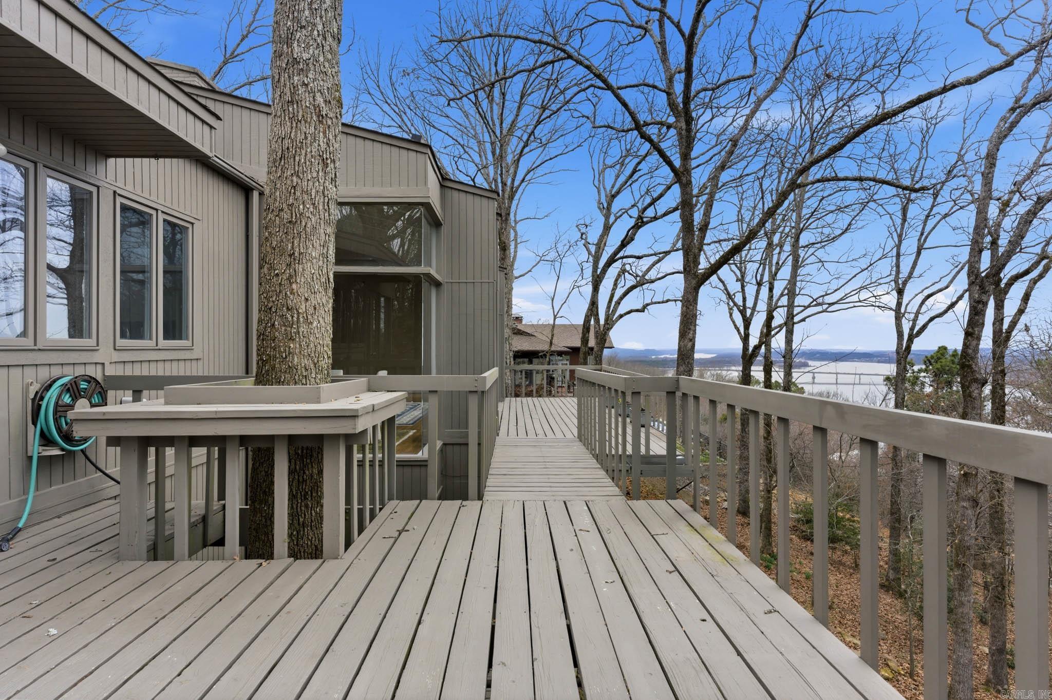 OVERLOOK PARK - Residential