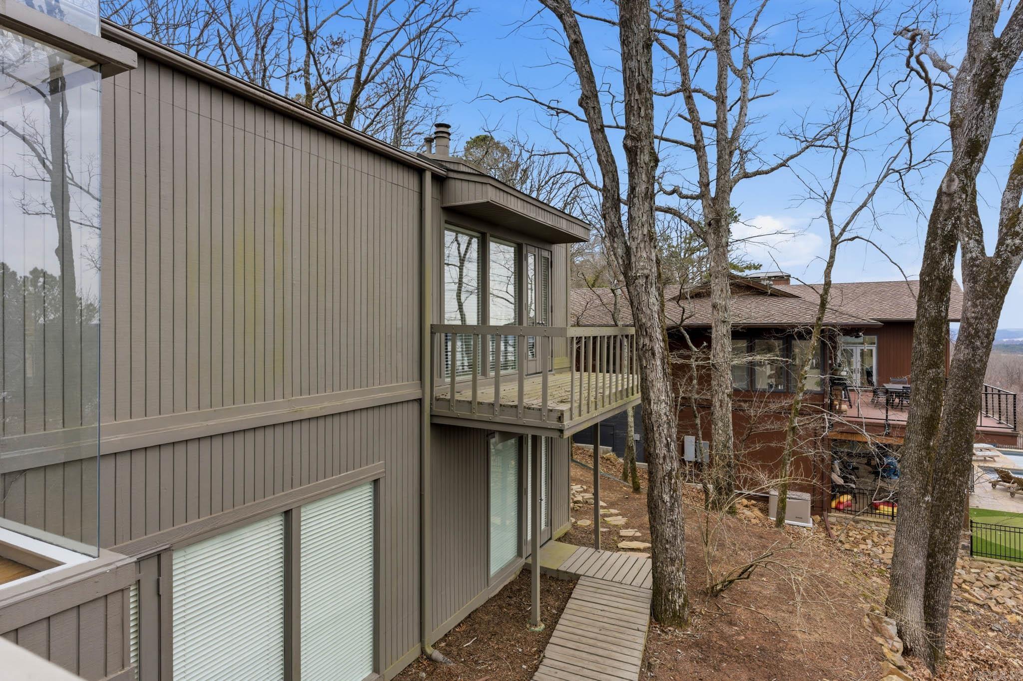 OVERLOOK PARK - Residential