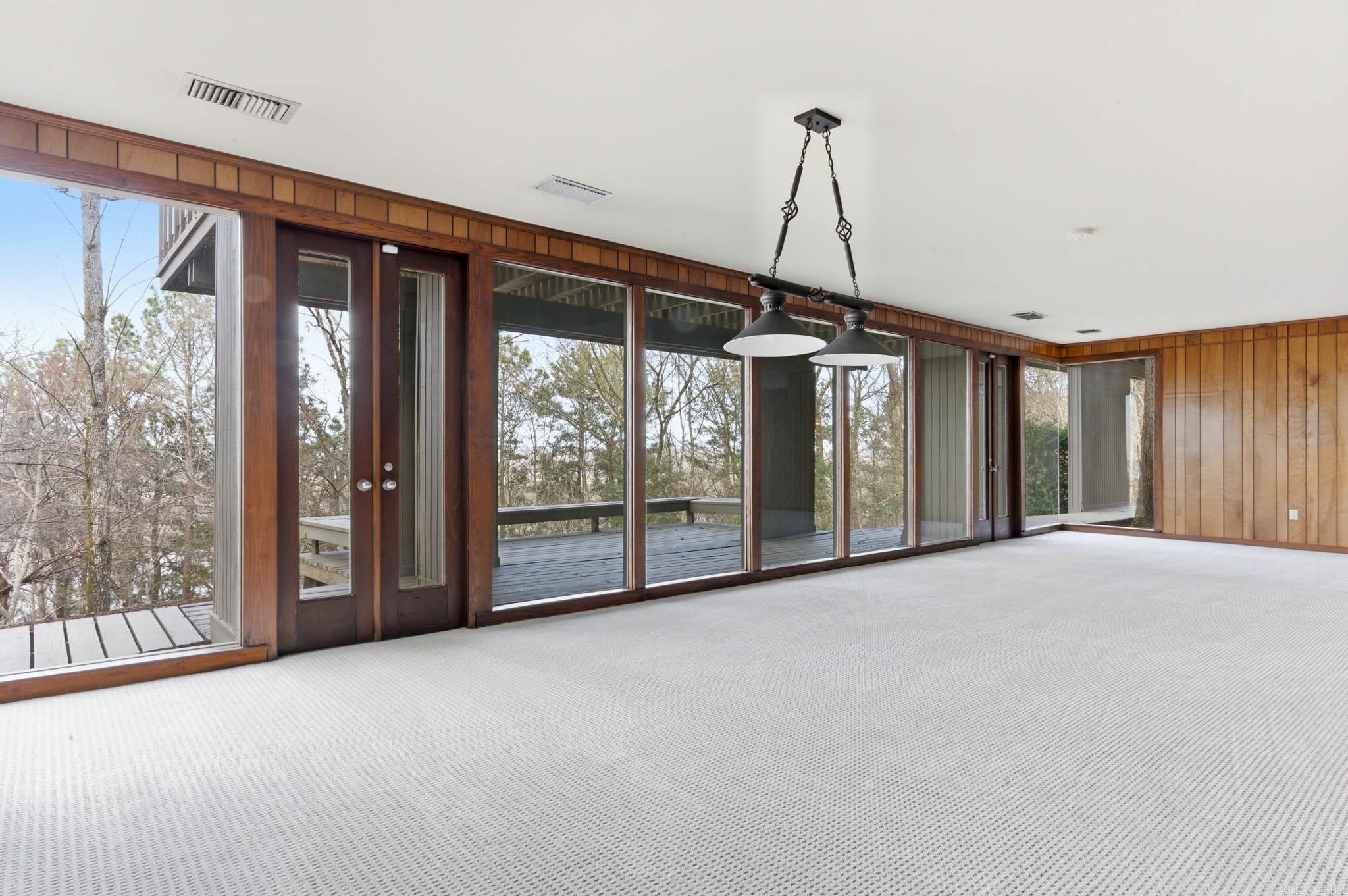 OVERLOOK PARK - Residential