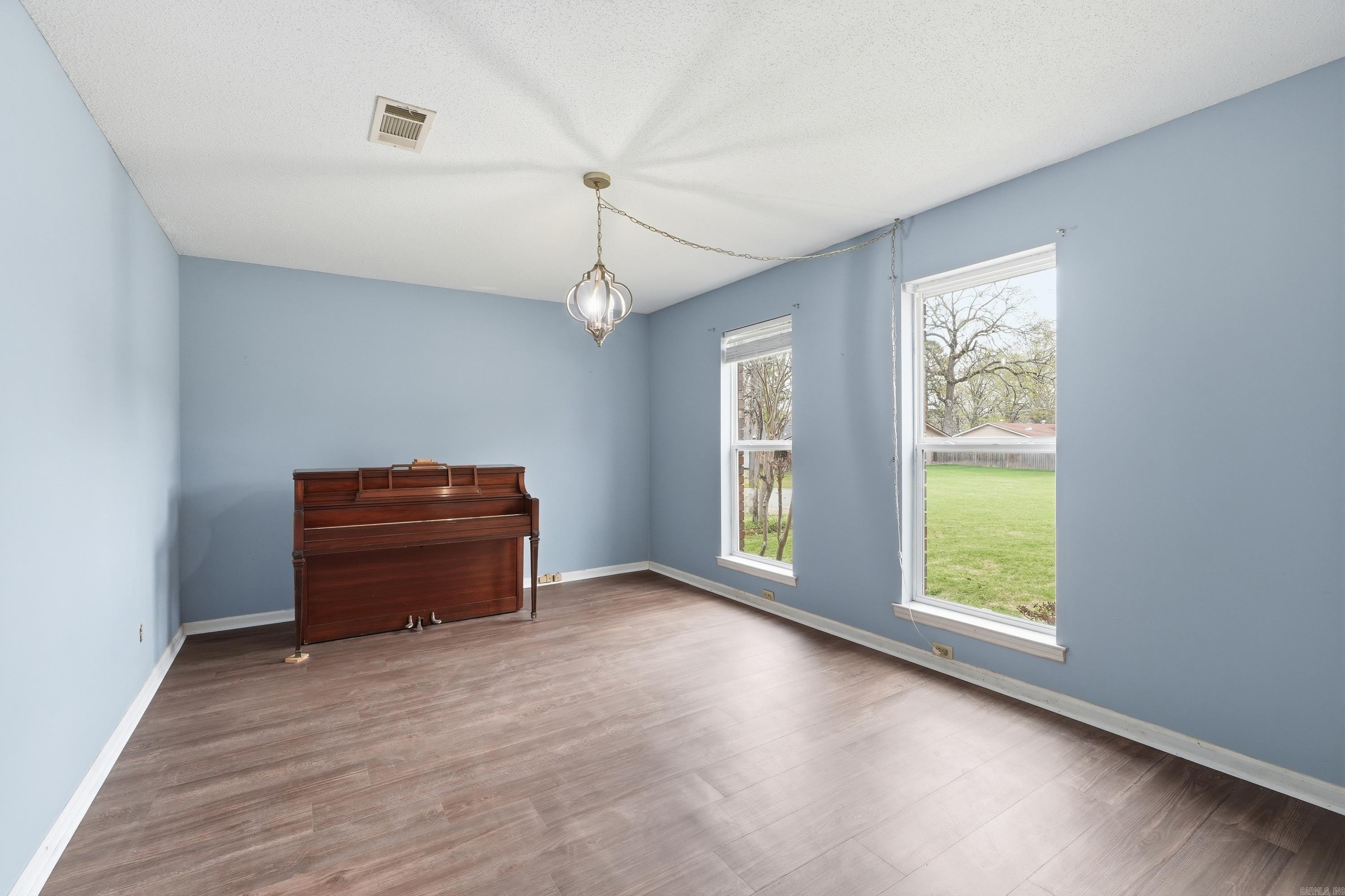 VERVACK HILLS - Residential