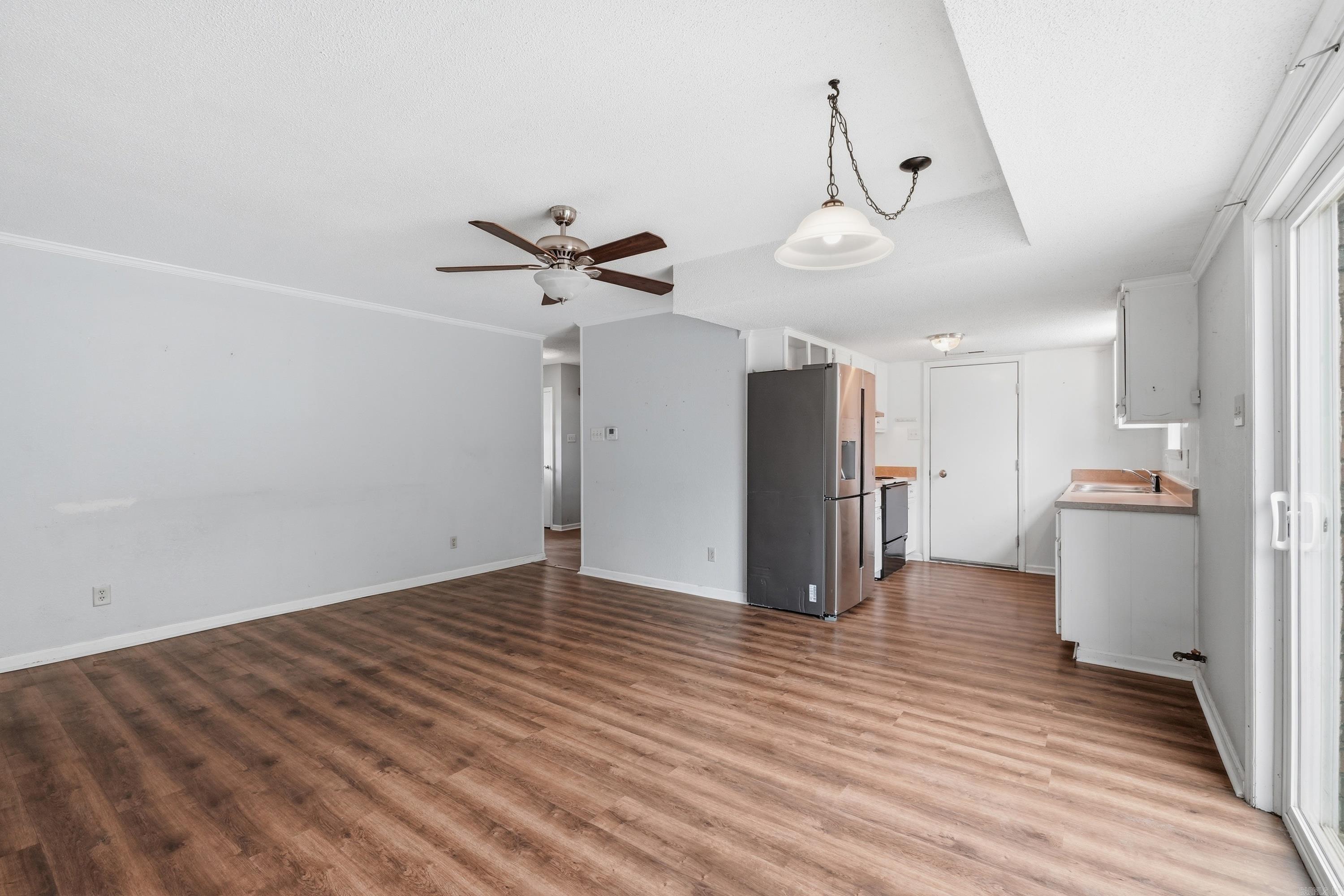 VERVACK HILLS - Residential