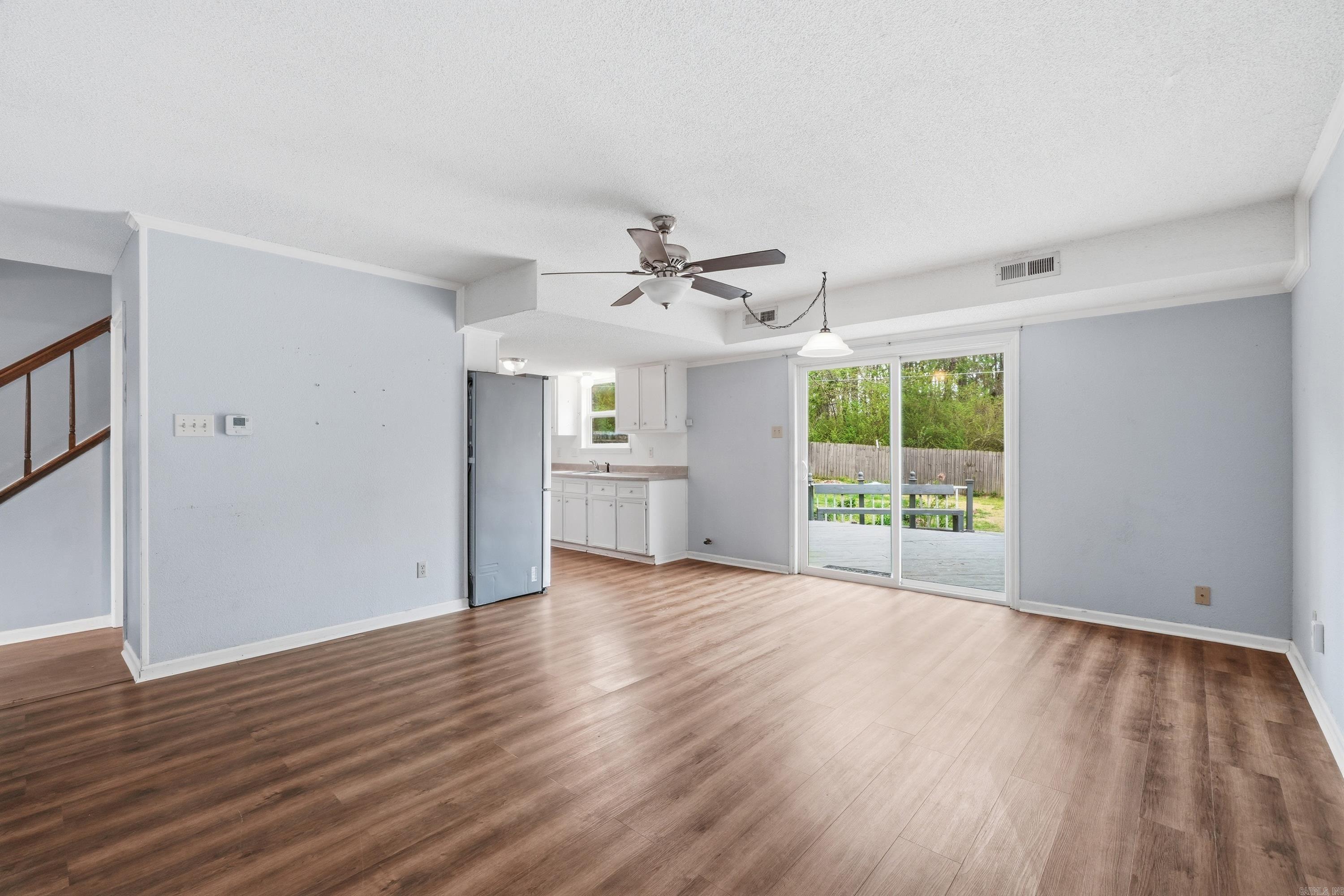 VERVACK HILLS - Residential