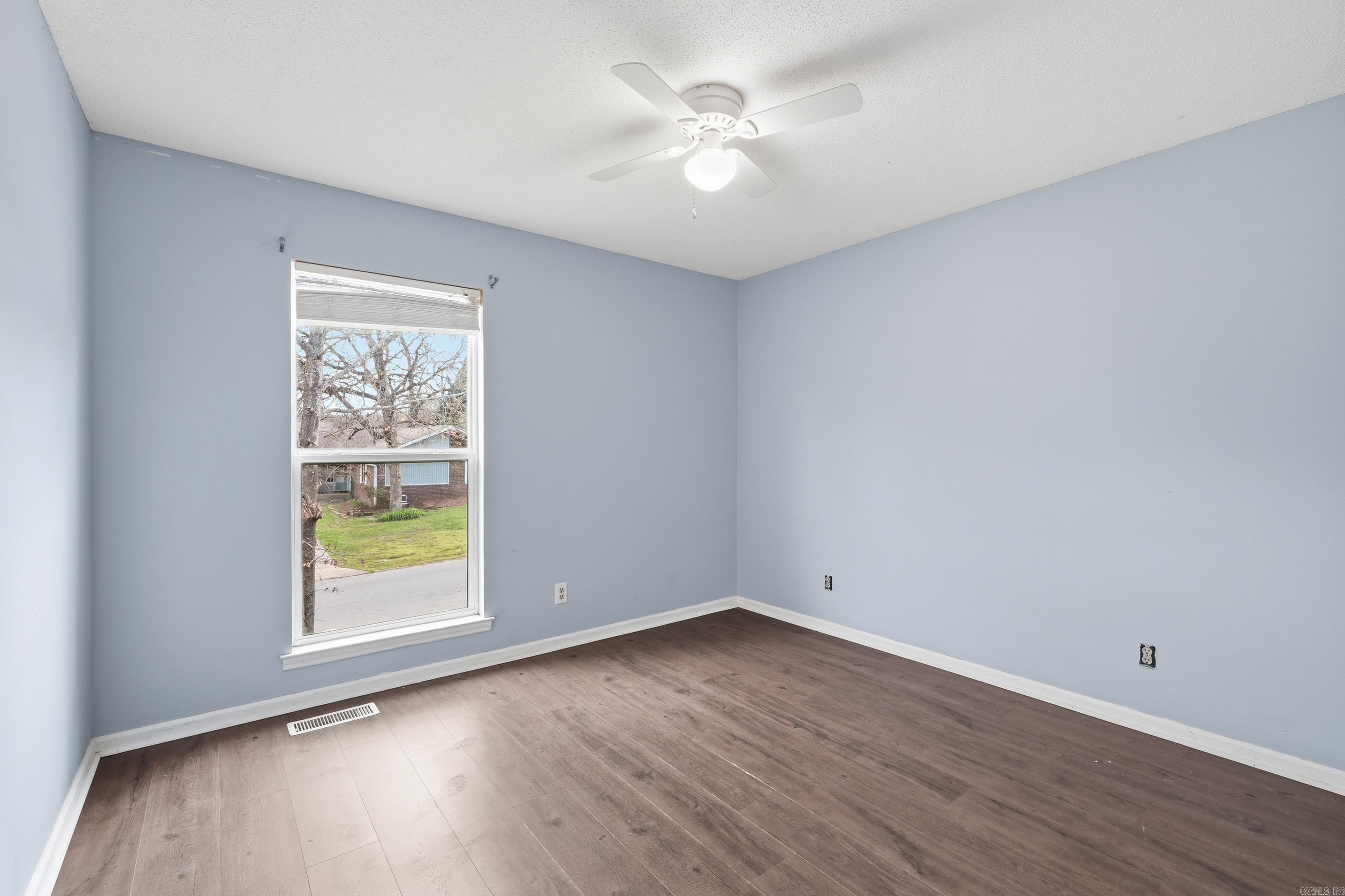 VERVACK HILLS - Residential