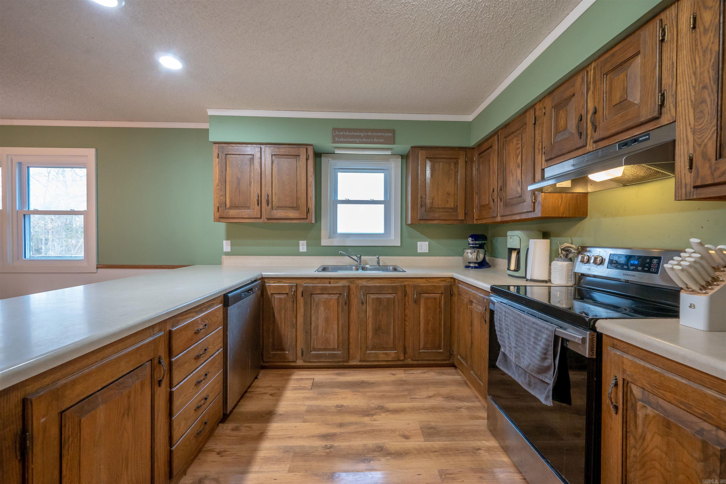 WILLWARD ESTATES - Residential