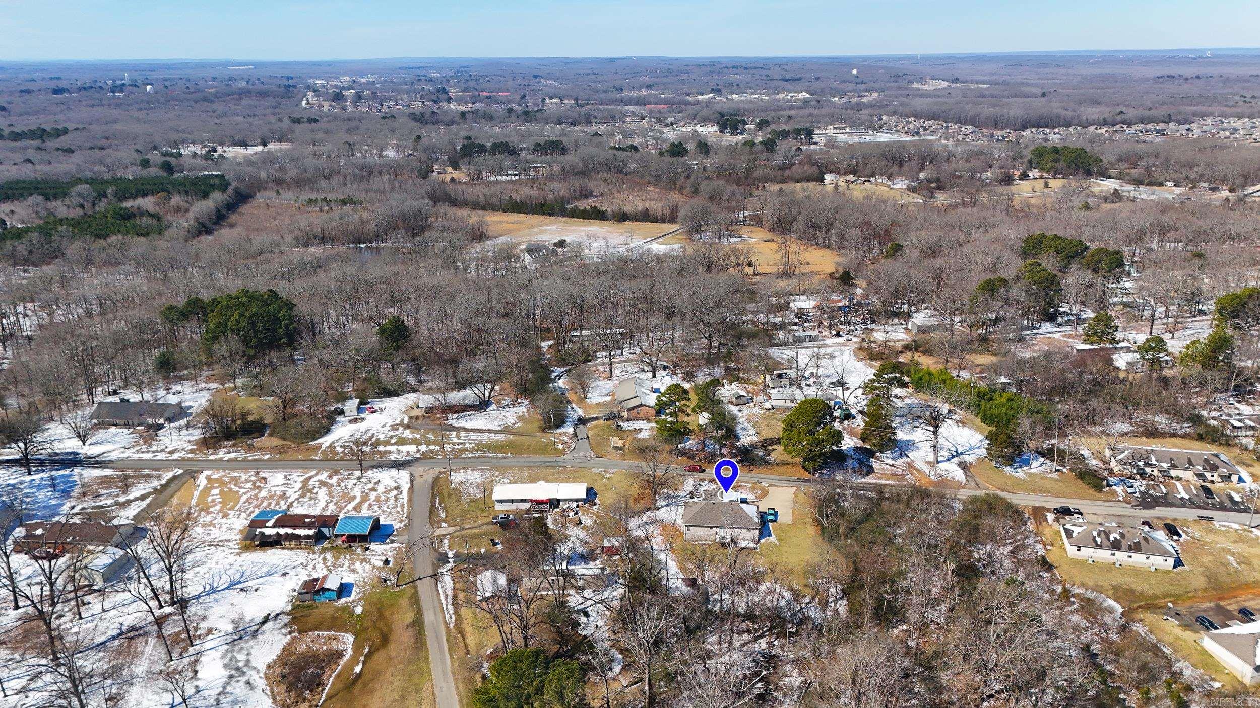 LEANING PINES - Residential