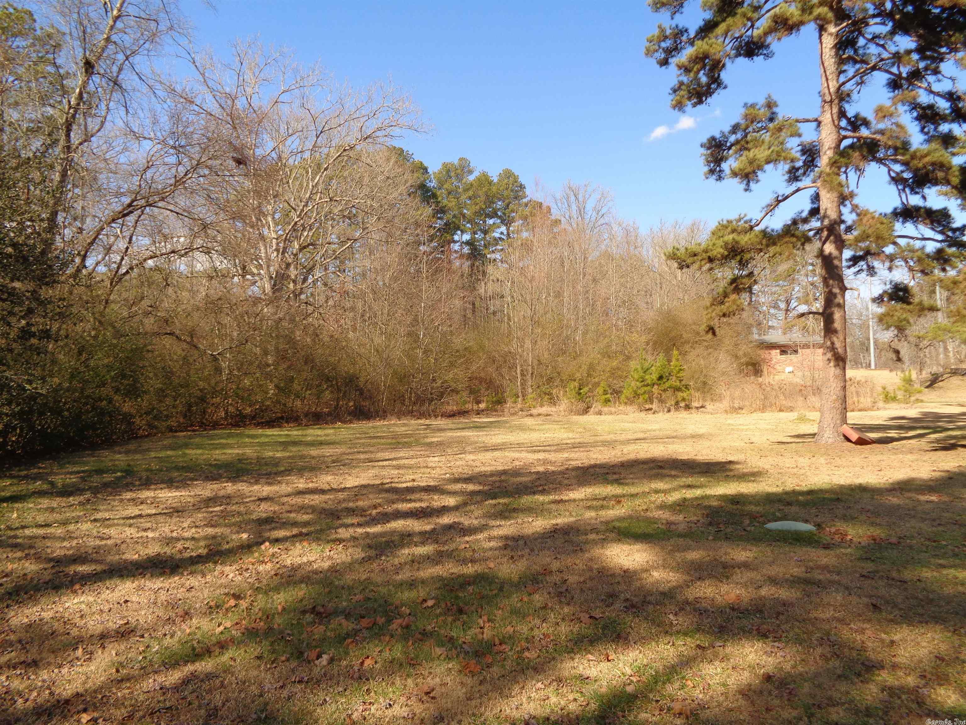 Evelyns Fountain Lake - Commercial Sale