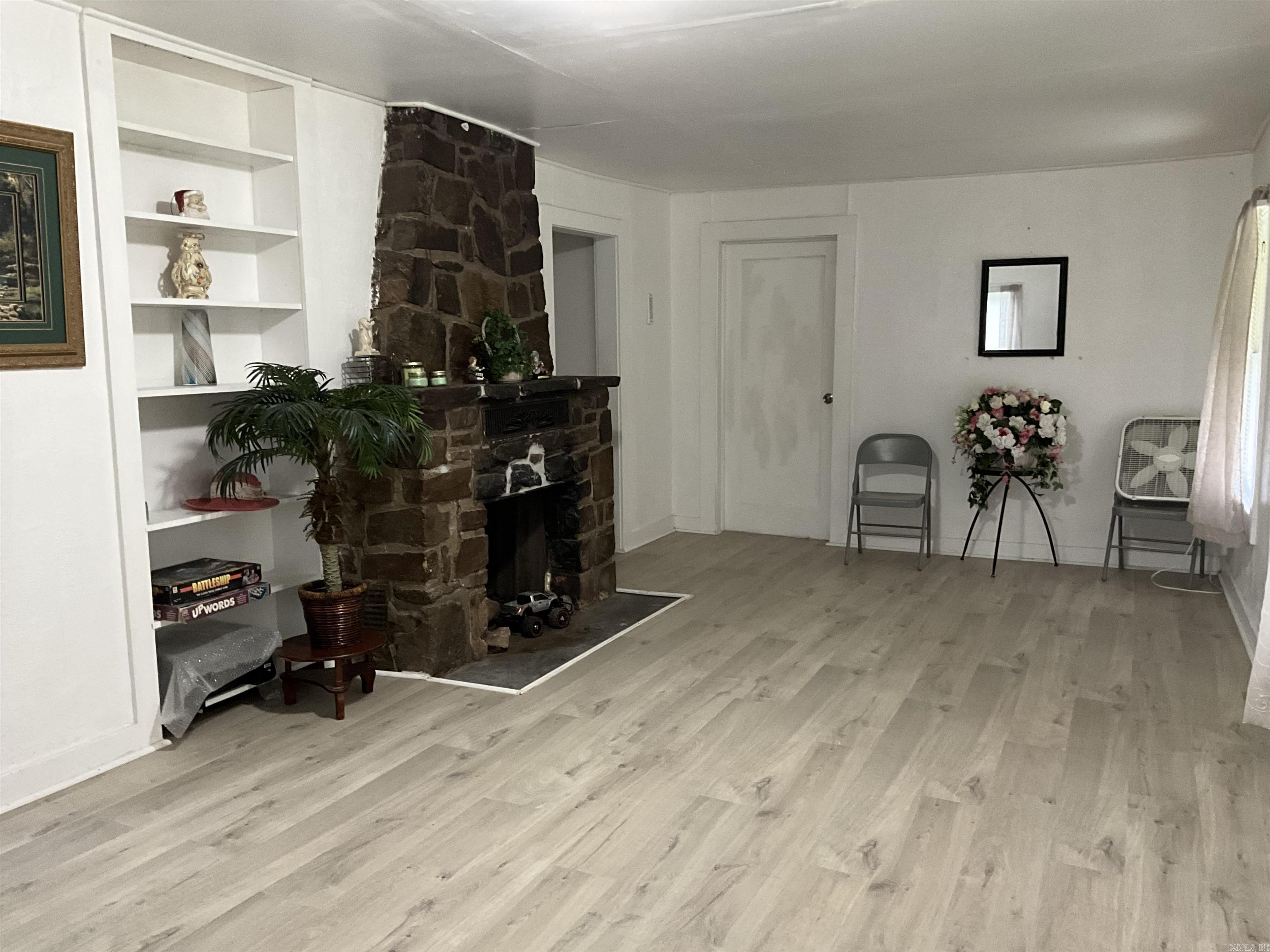 Powers-Thayers - Residential