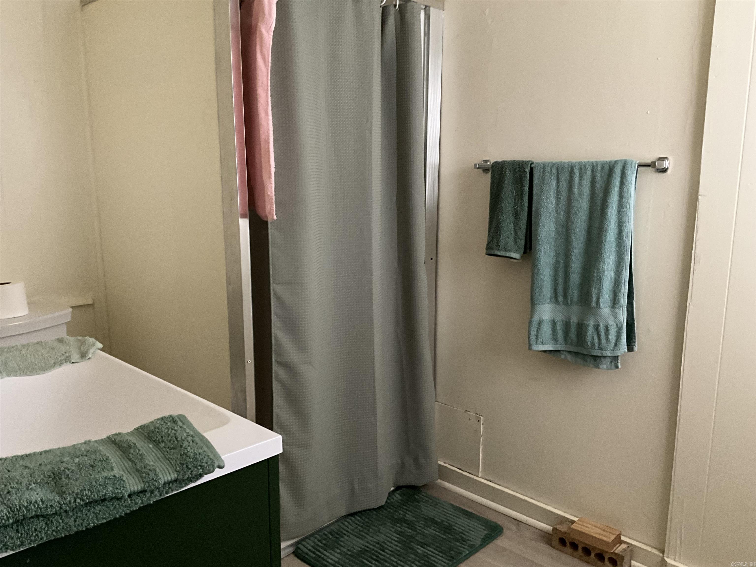 Powers-Thayers - Residential