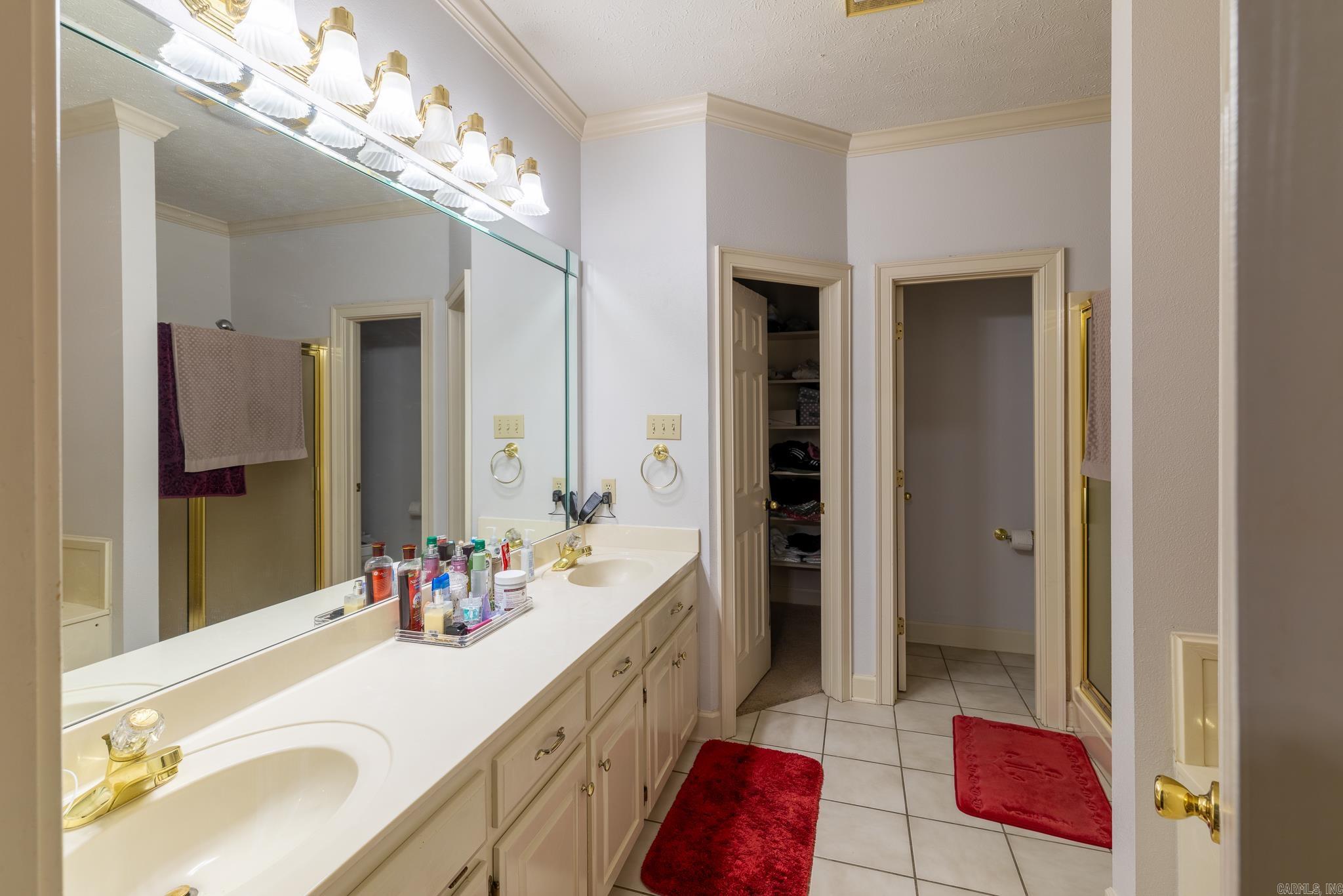 Royal Oaks - Residential