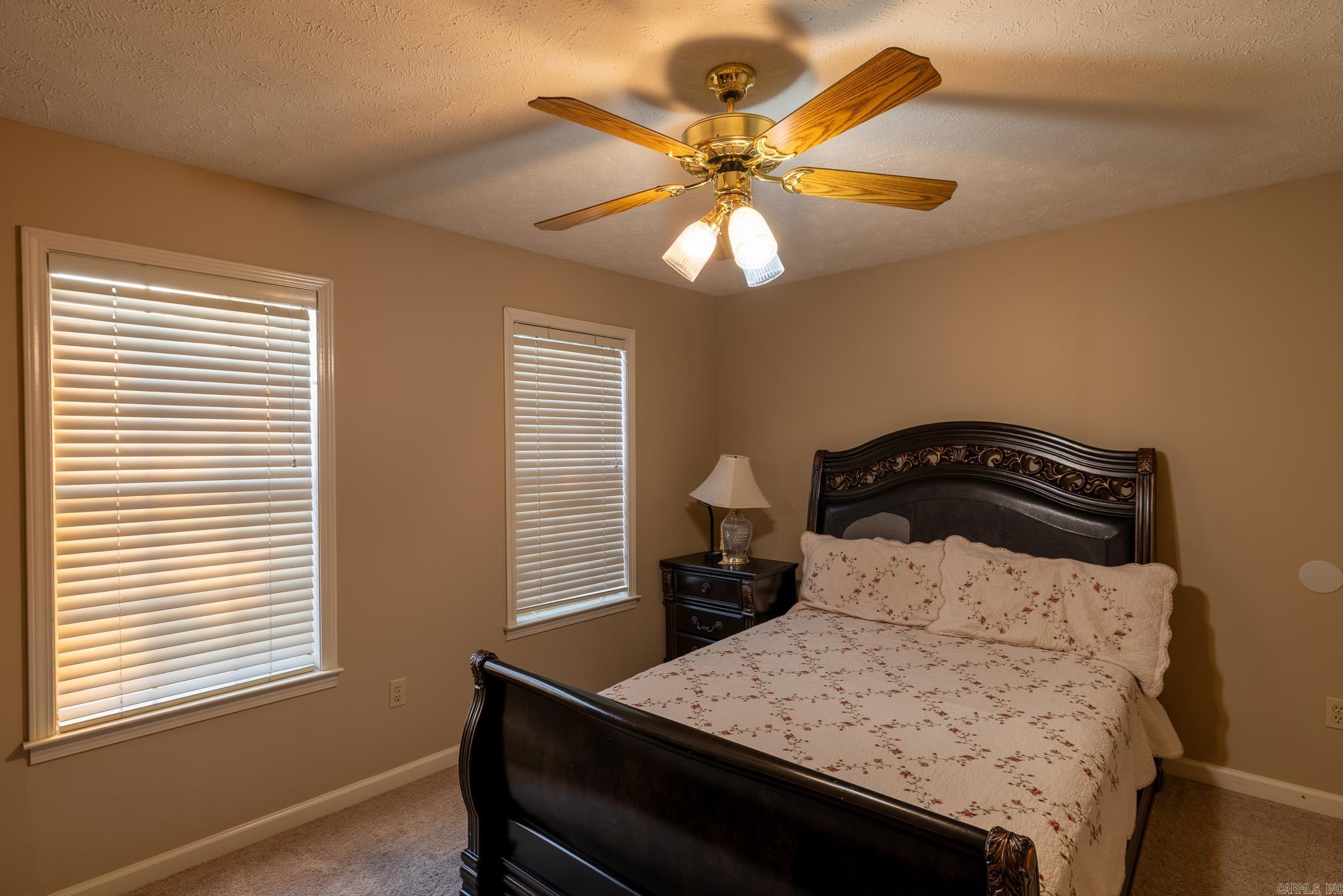 Royal Oaks - Residential