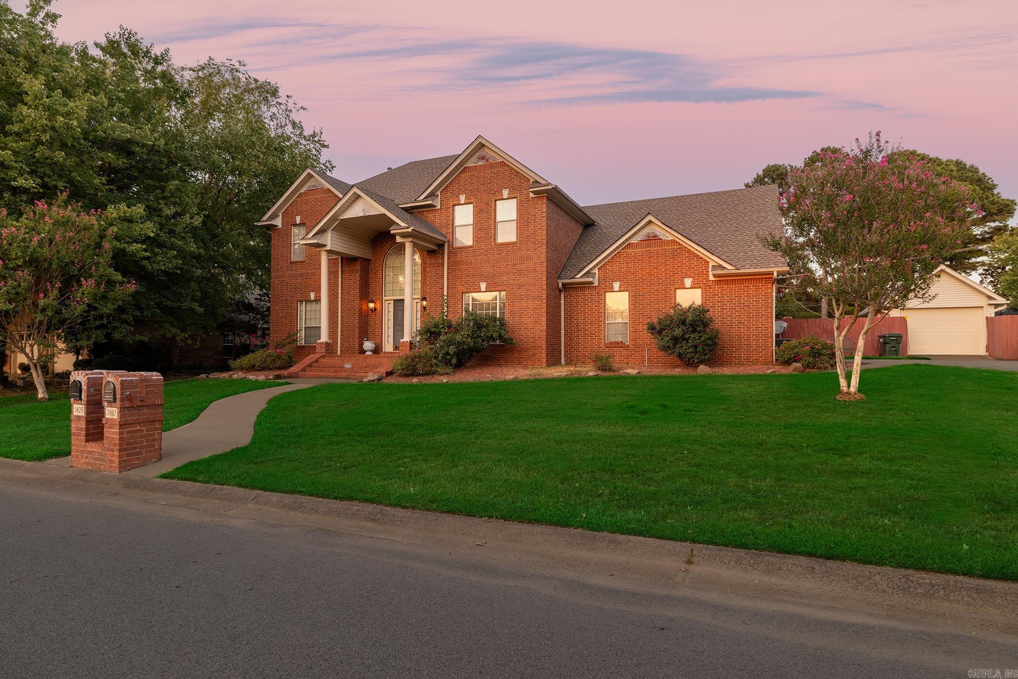 Royal Oaks - Residential