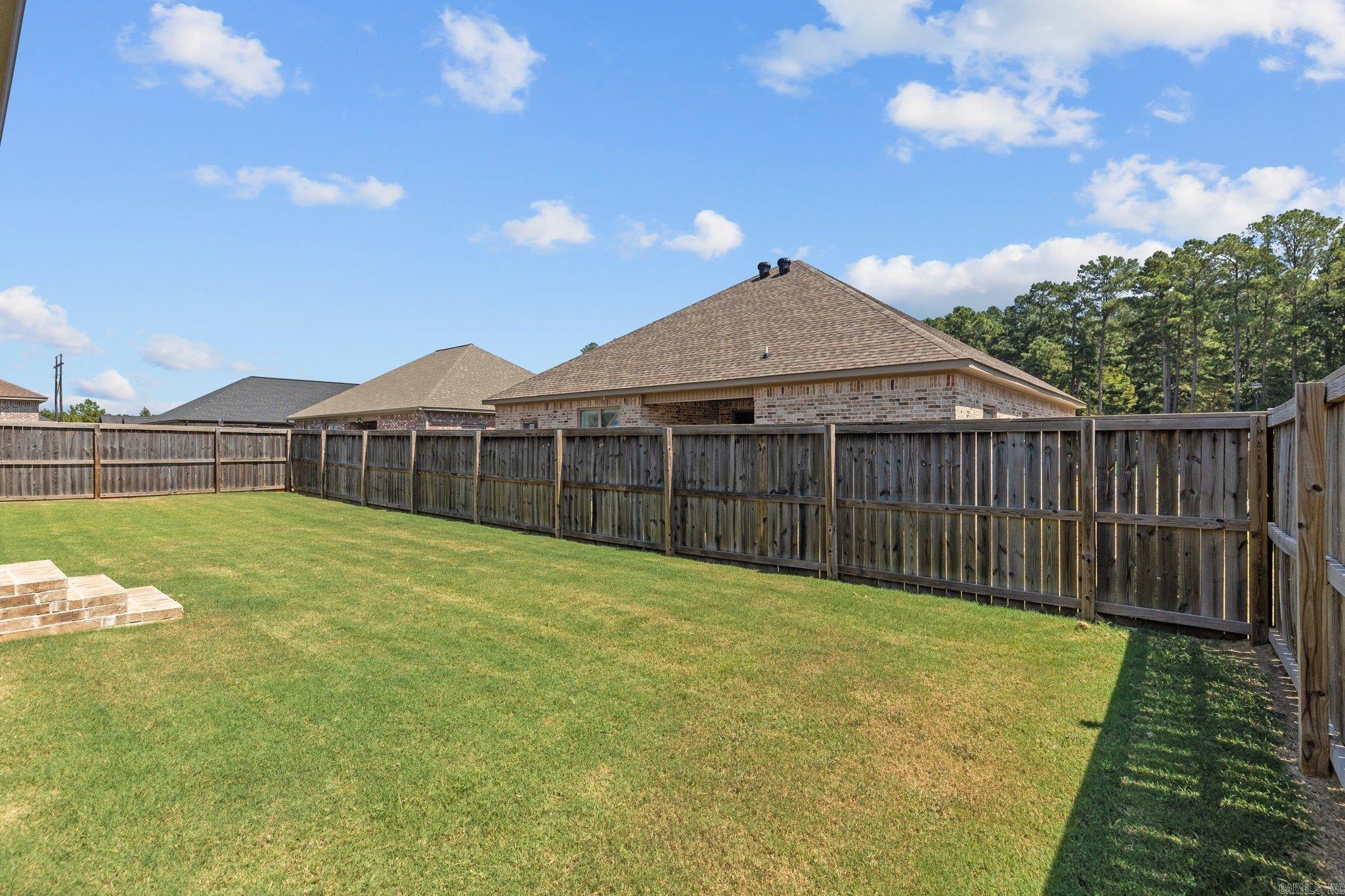 LEGACY POINTE - Residential