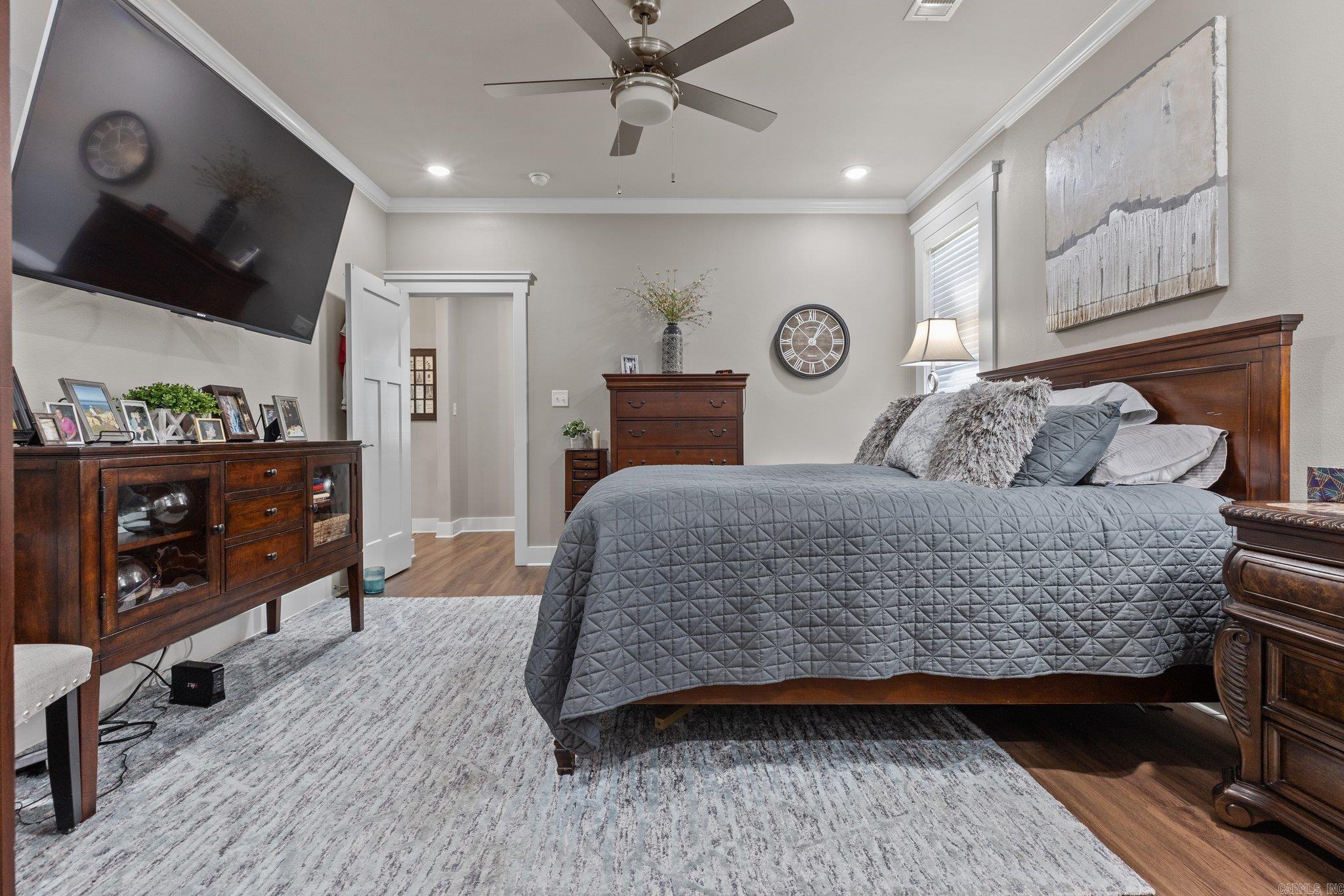 LEGACY POINTE - Residential