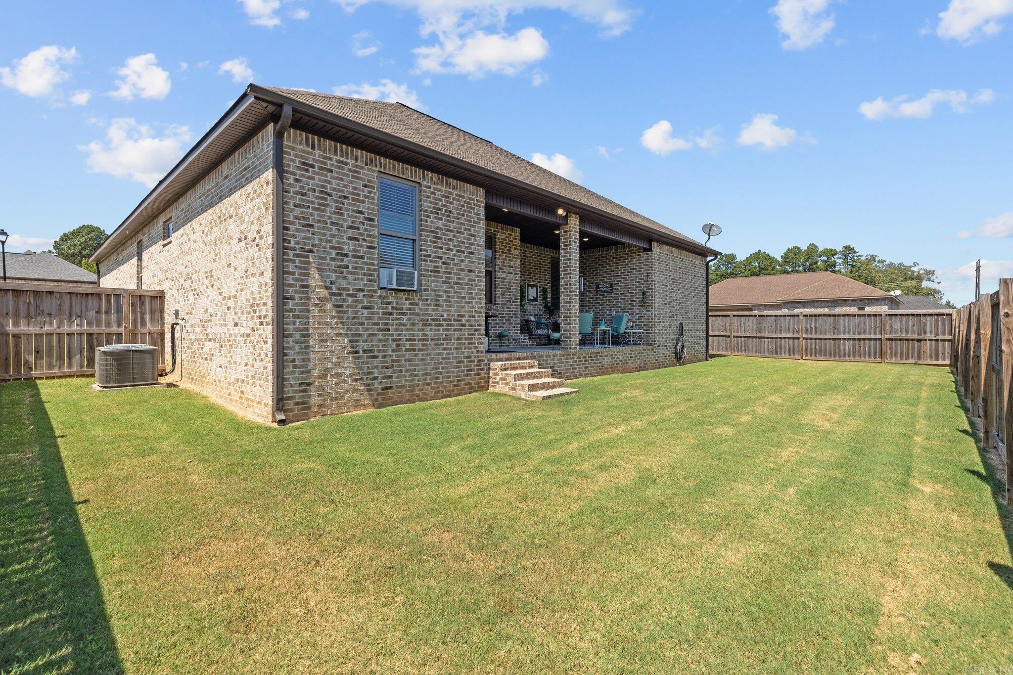 LEGACY POINTE - Residential