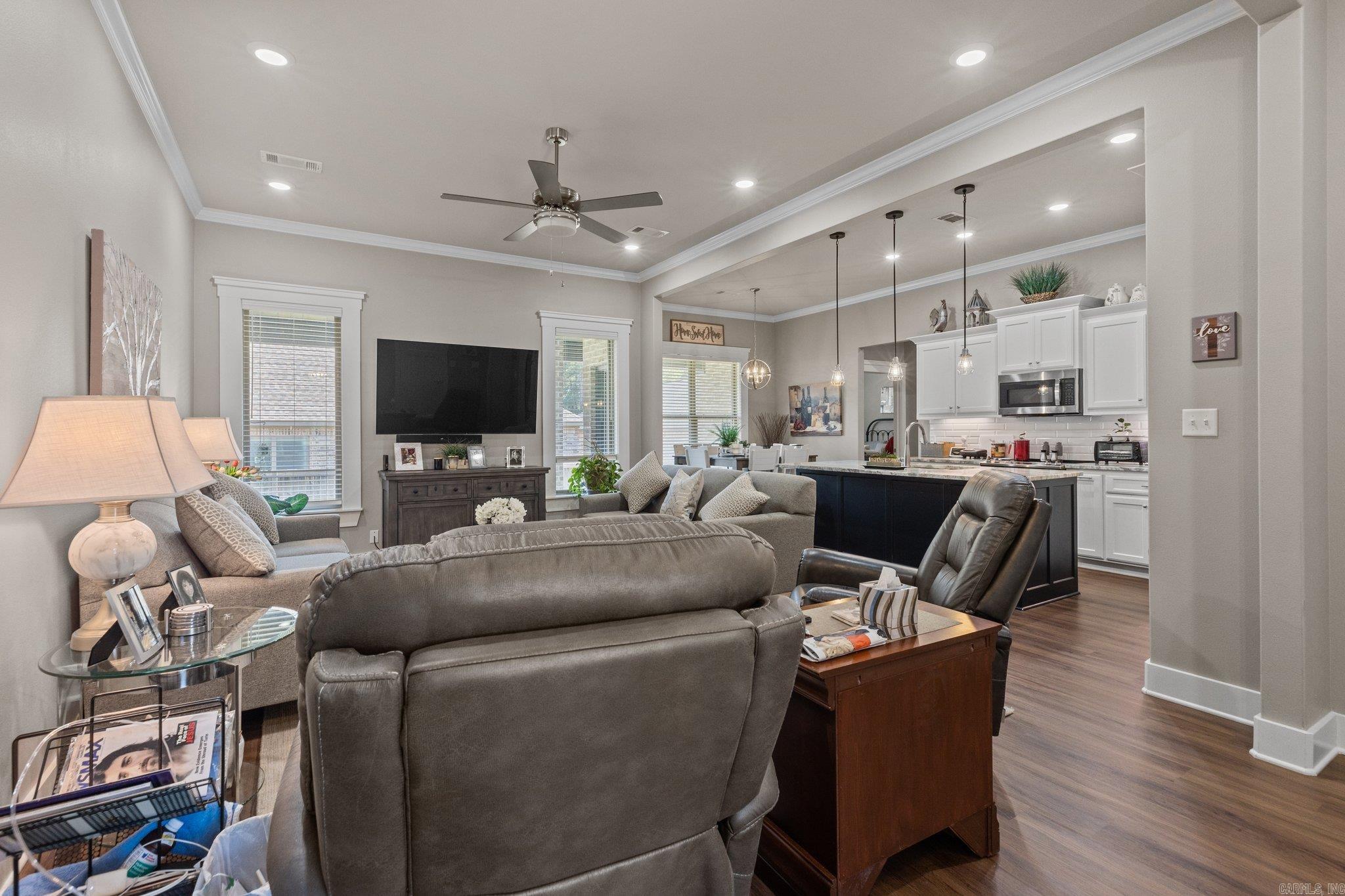 LEGACY POINTE - Residential