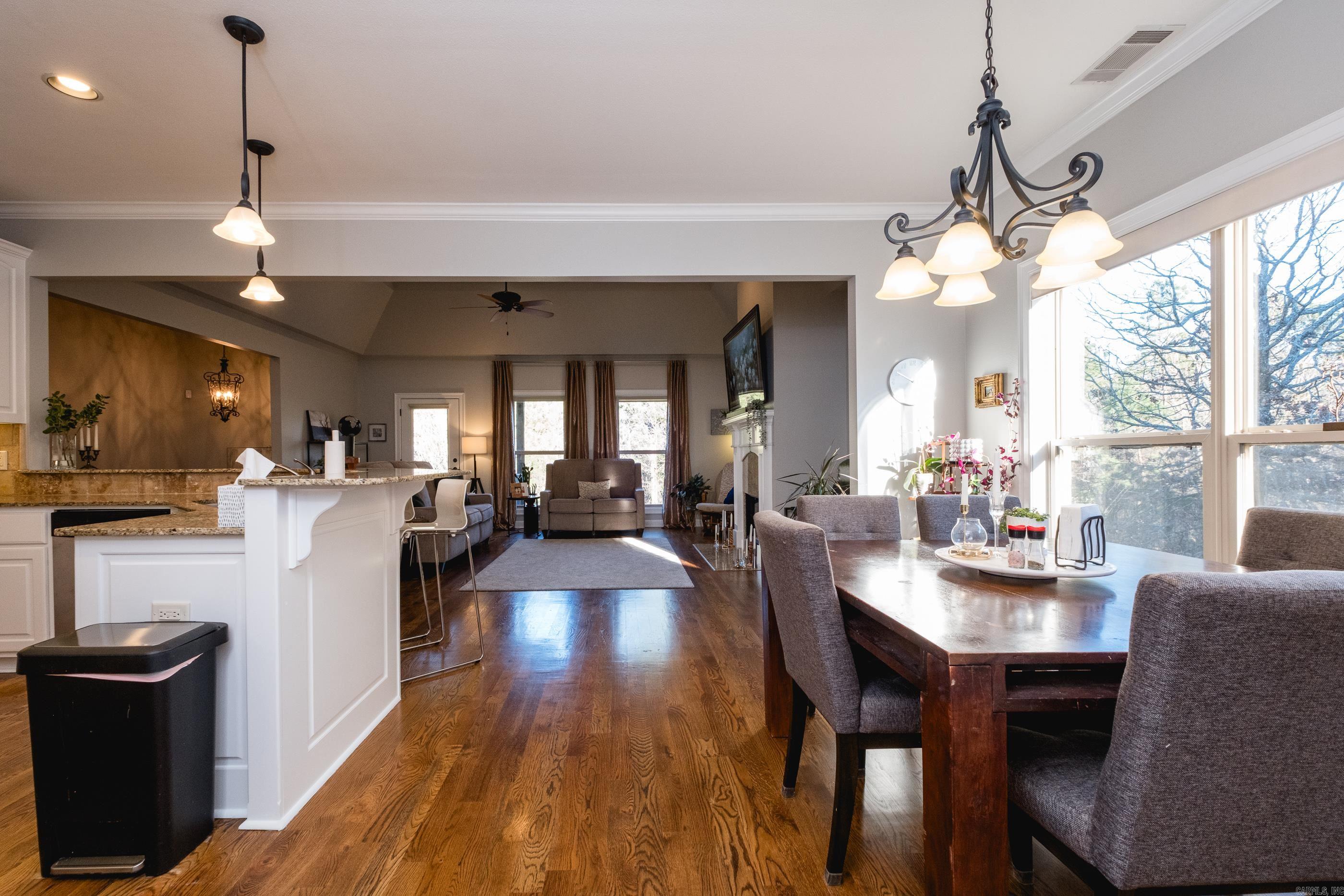 CHENAL VALLEY EPERNAY PLACE - Residential