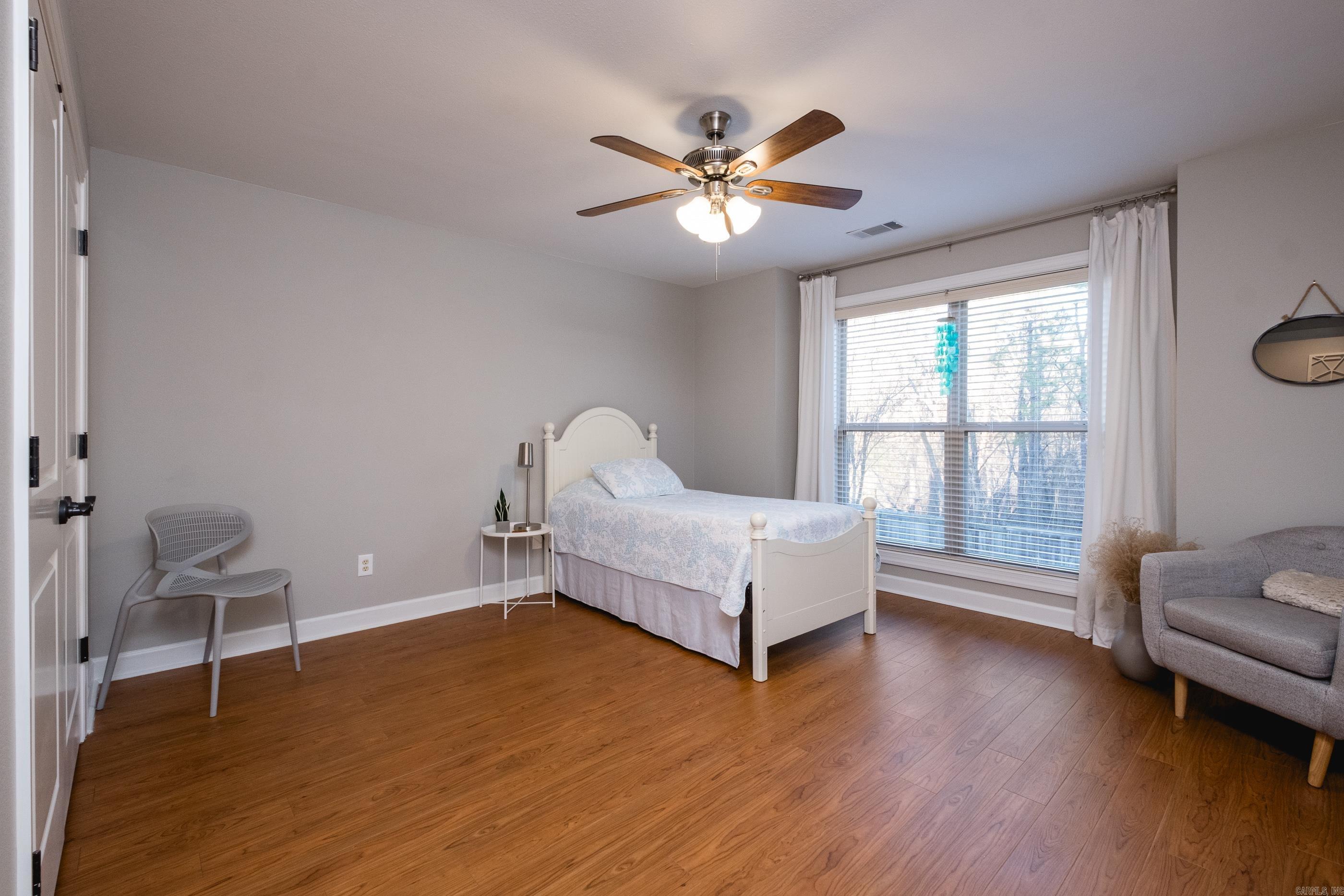 CHENAL VALLEY EPERNAY PLACE - Residential