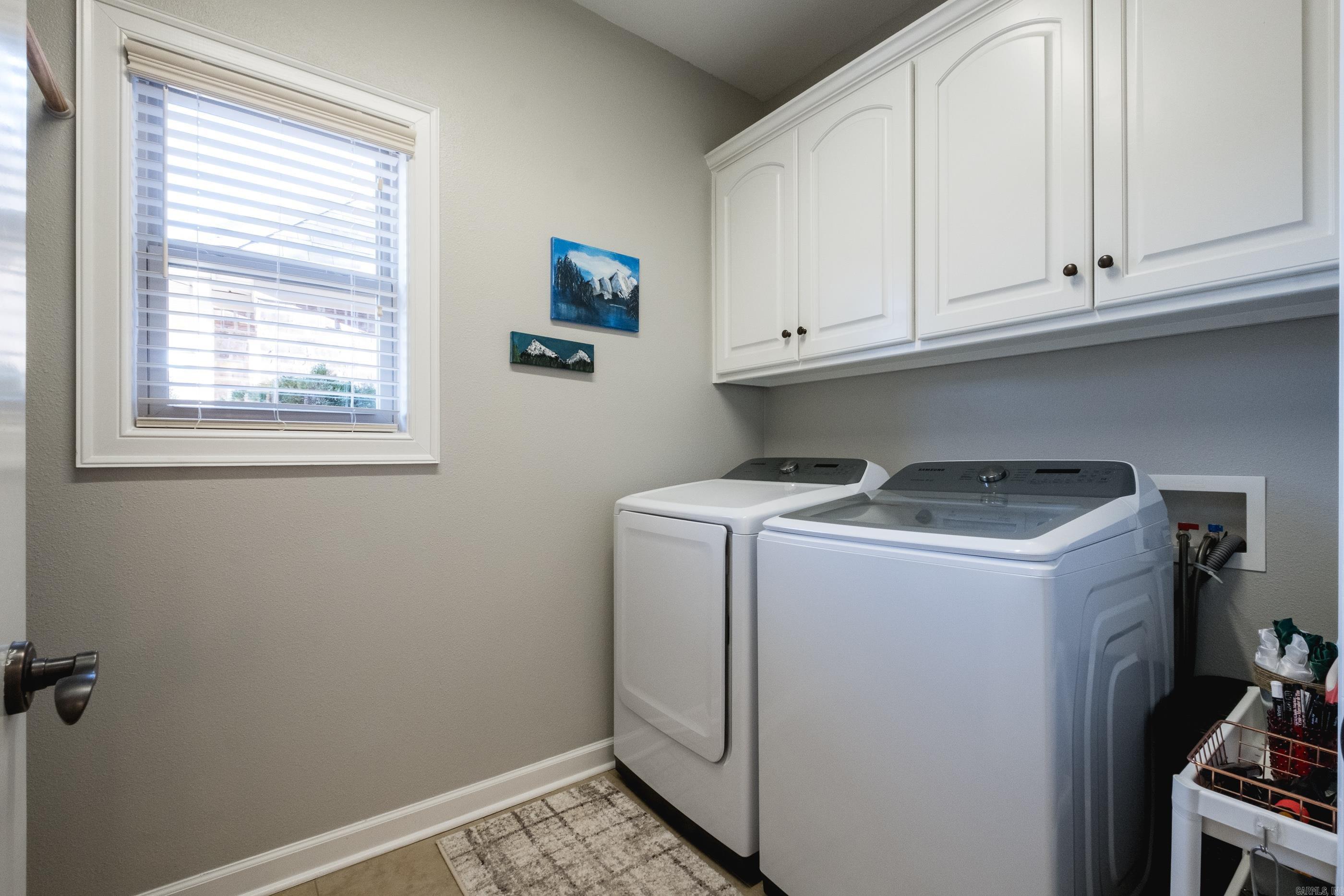 CHENAL VALLEY EPERNAY PLACE - Residential