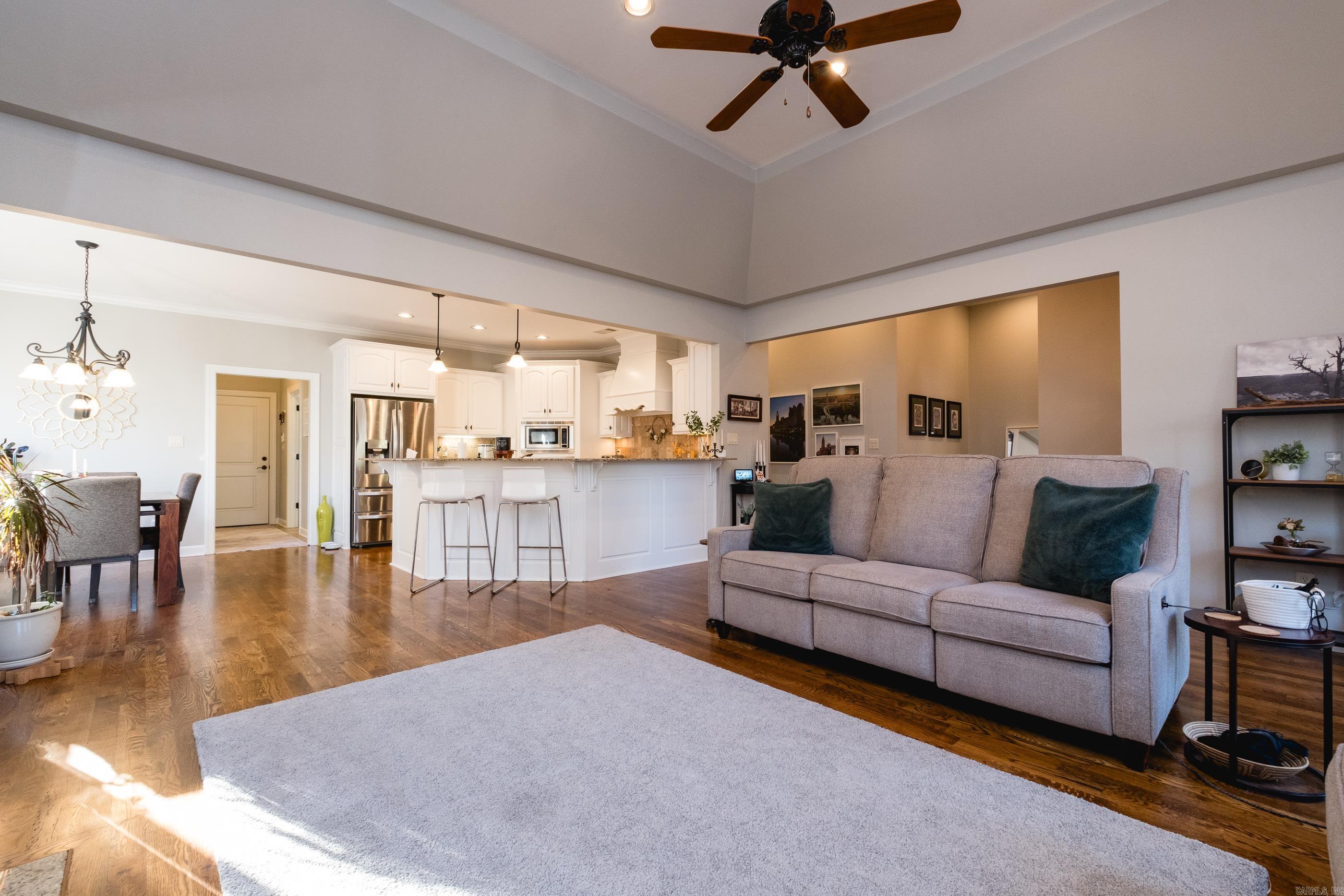 CHENAL VALLEY EPERNAY PLACE - Residential